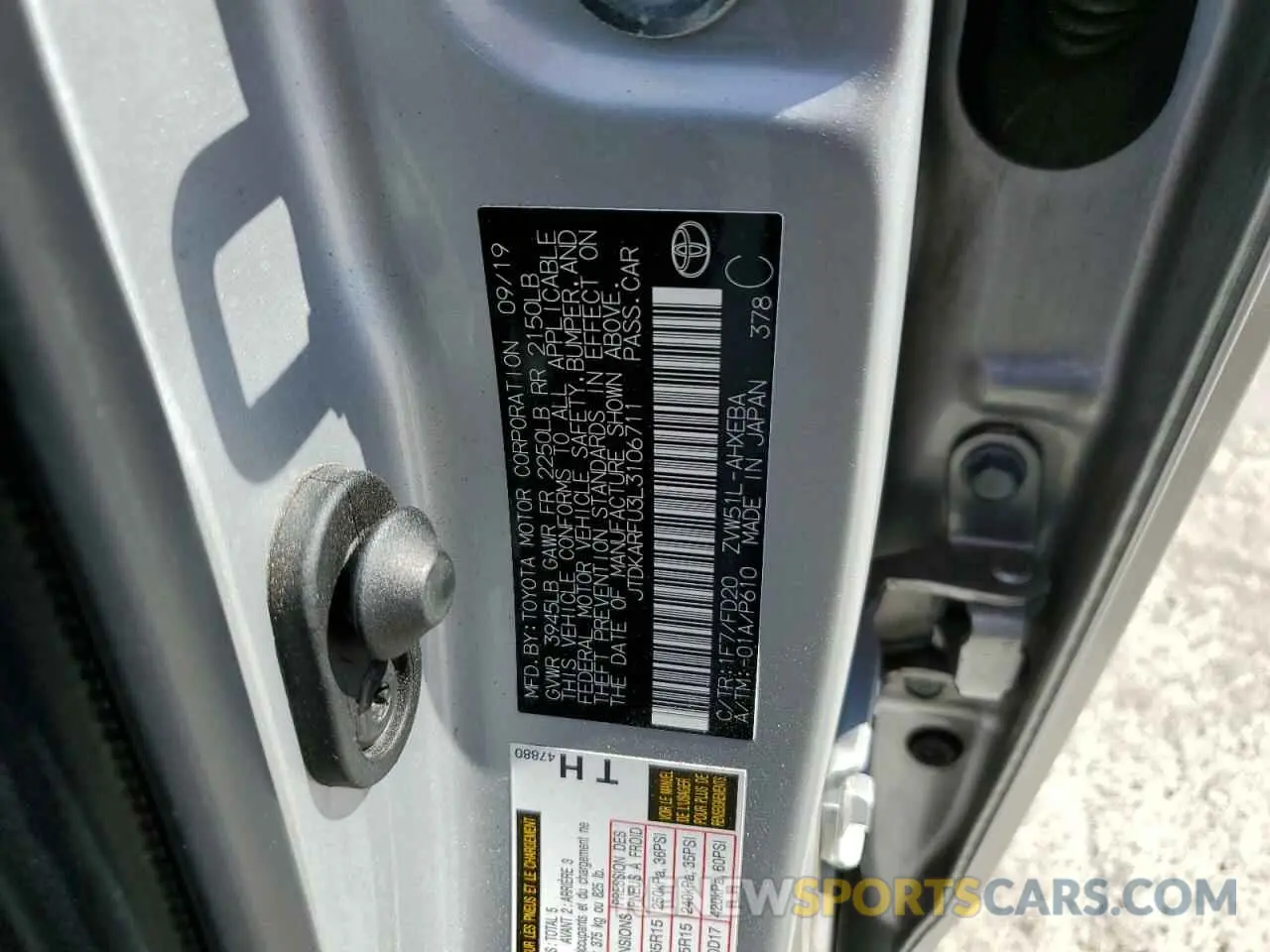 12 Photograph of a damaged car JTDKARFU3L3106711 TOYOTA PRIUS 2020