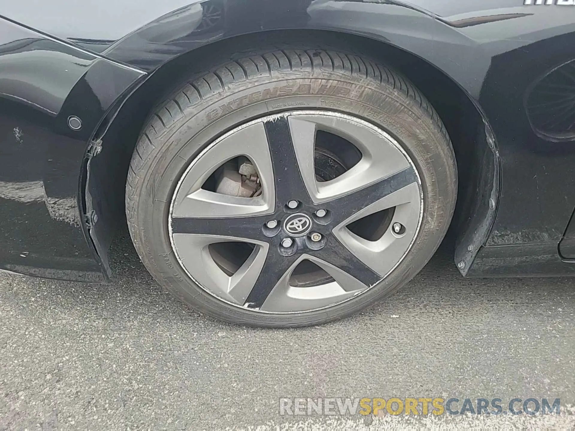 24 Photograph of a damaged car JTDKARFU3L3115103 TOYOTA PRIUS 2020