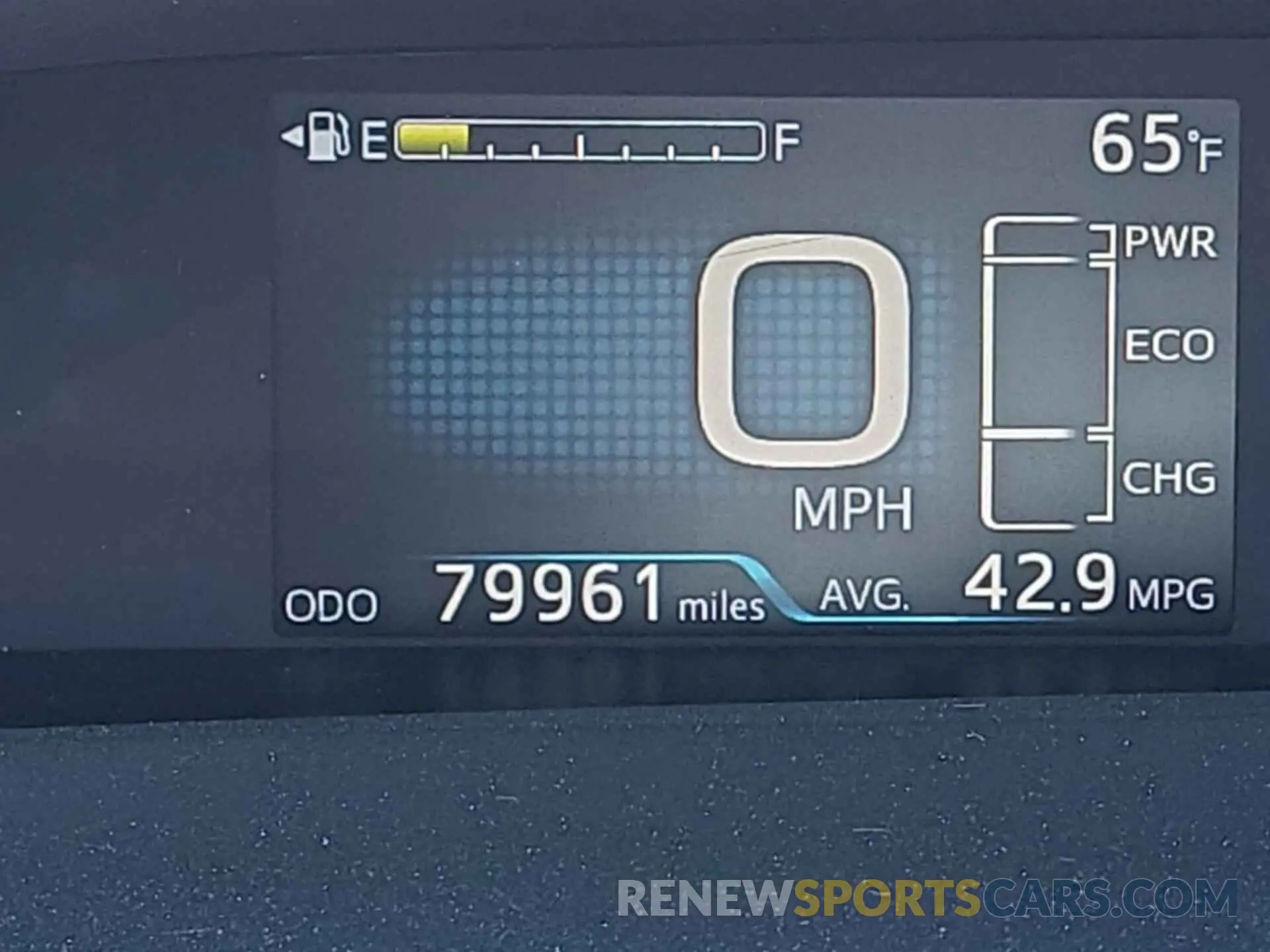 10 Фотография поврежденного автомобиля JTDKARFU4L3111898 TOYOTA PRIUS 2020
