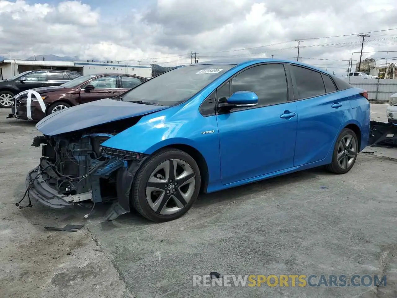 1 Фотография поврежденного автомобиля JTDKARFU5L3104913 TOYOTA PRIUS 2020