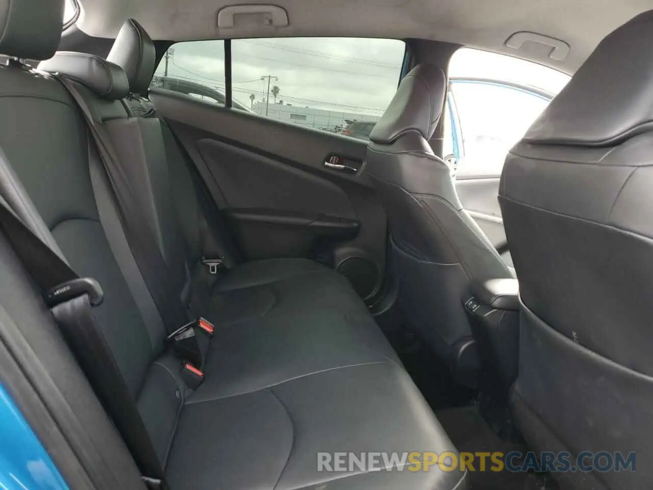10 Фотография поврежденного автомобиля JTDKARFU5L3104913 TOYOTA PRIUS 2020