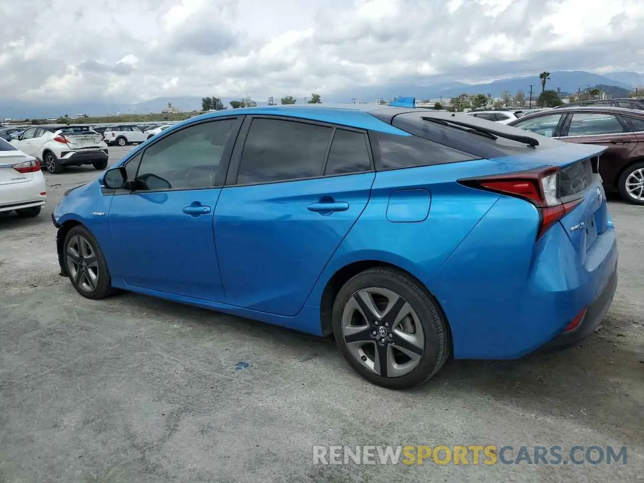 2 Фотография поврежденного автомобиля JTDKARFU5L3104913 TOYOTA PRIUS 2020
