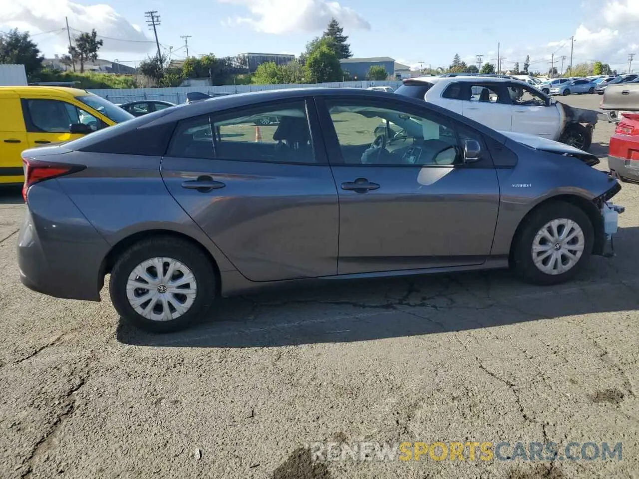 3 Photograph of a damaged car JTDKARFU5L3106421 TOYOTA PRIUS 2020