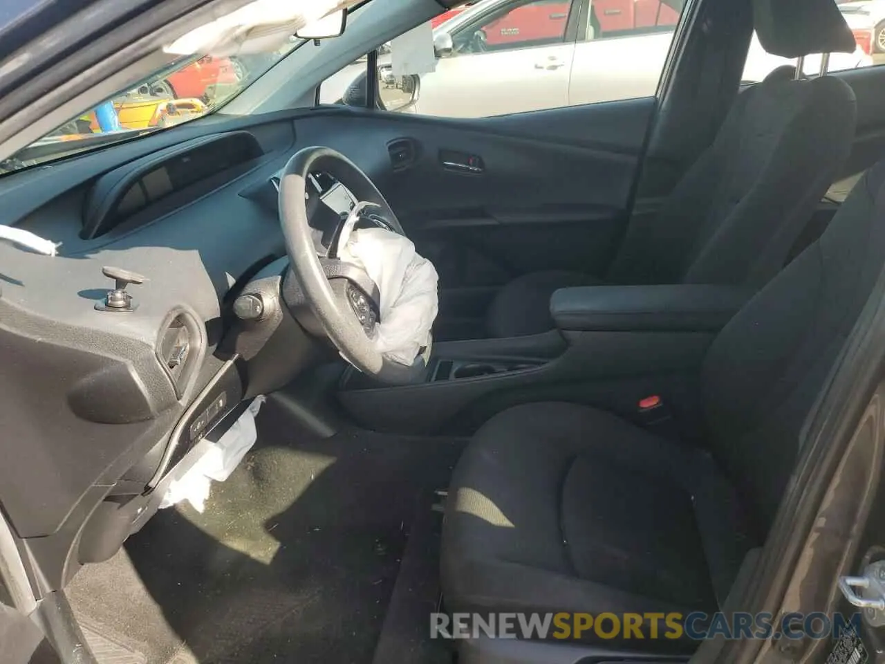 7 Photograph of a damaged car JTDKARFU5L3106421 TOYOTA PRIUS 2020