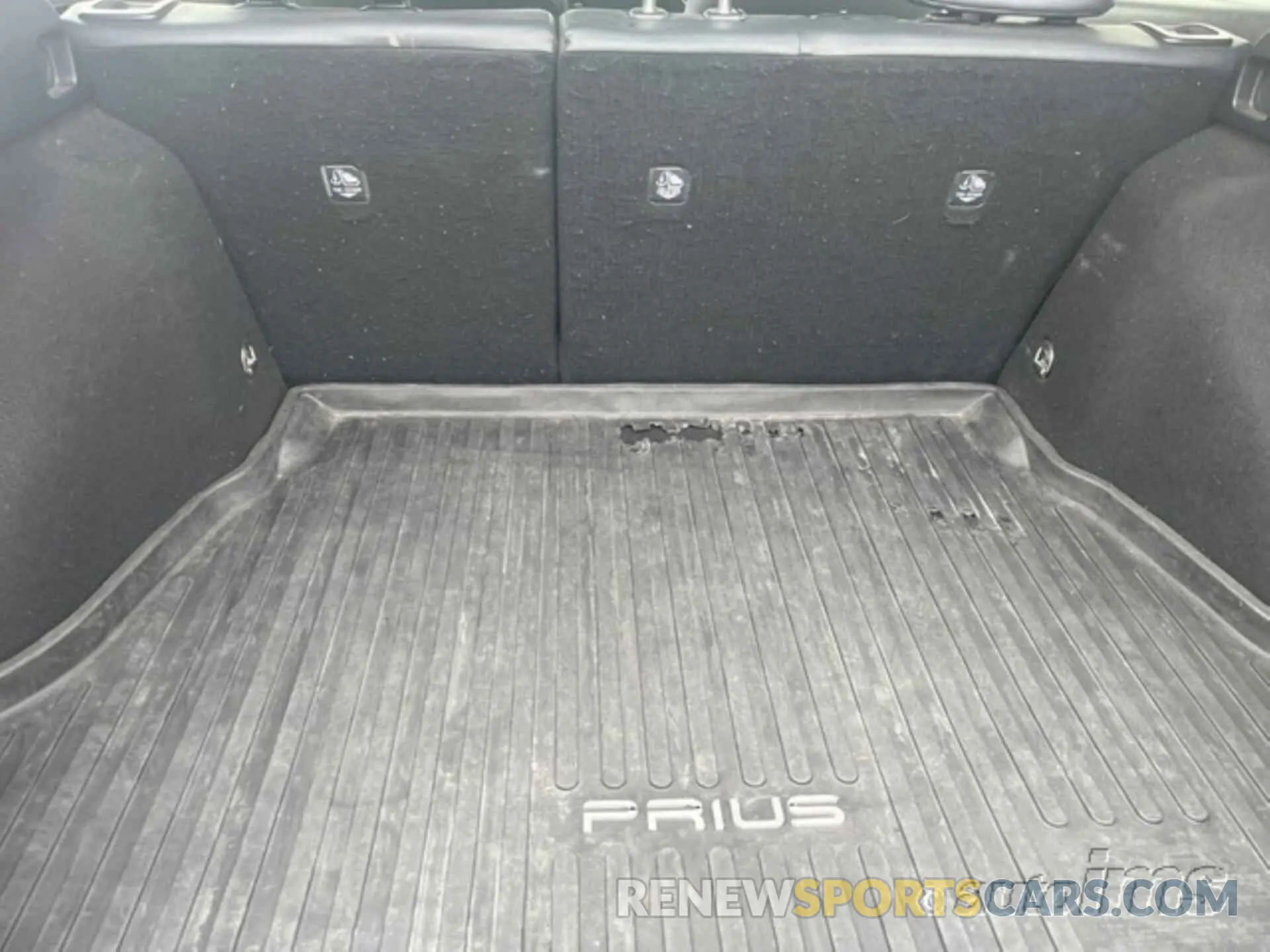 5 Photograph of a damaged car JTDKARFU5L3112431 TOYOTA PRIUS 2020