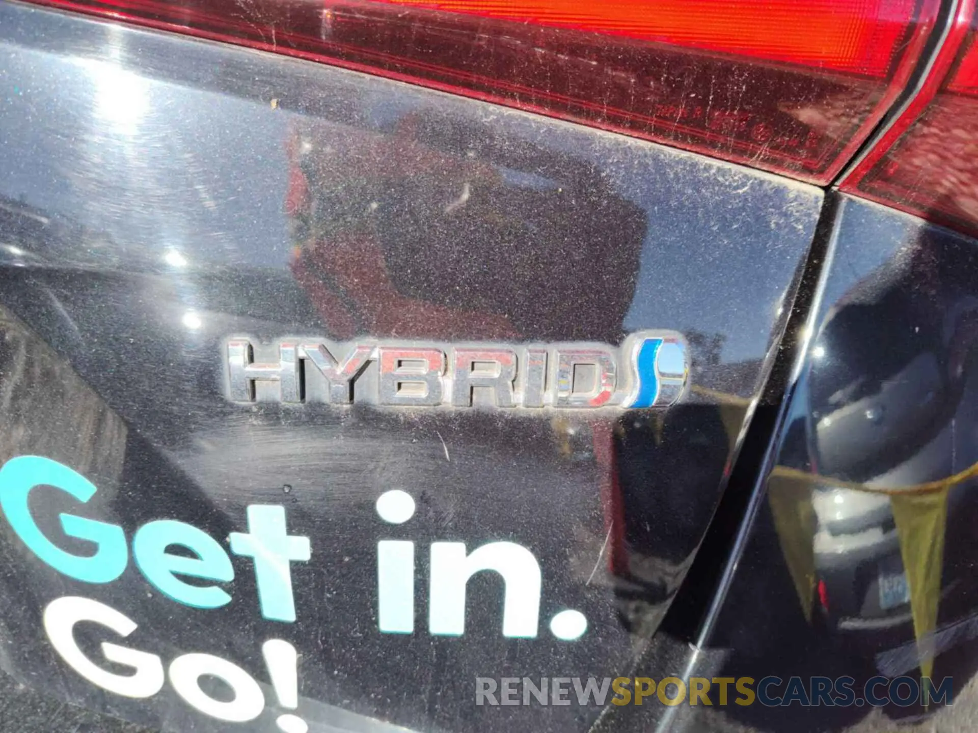 12 Photograph of a damaged car JTDKARFU5L3116043 TOYOTA PRIUS 2020