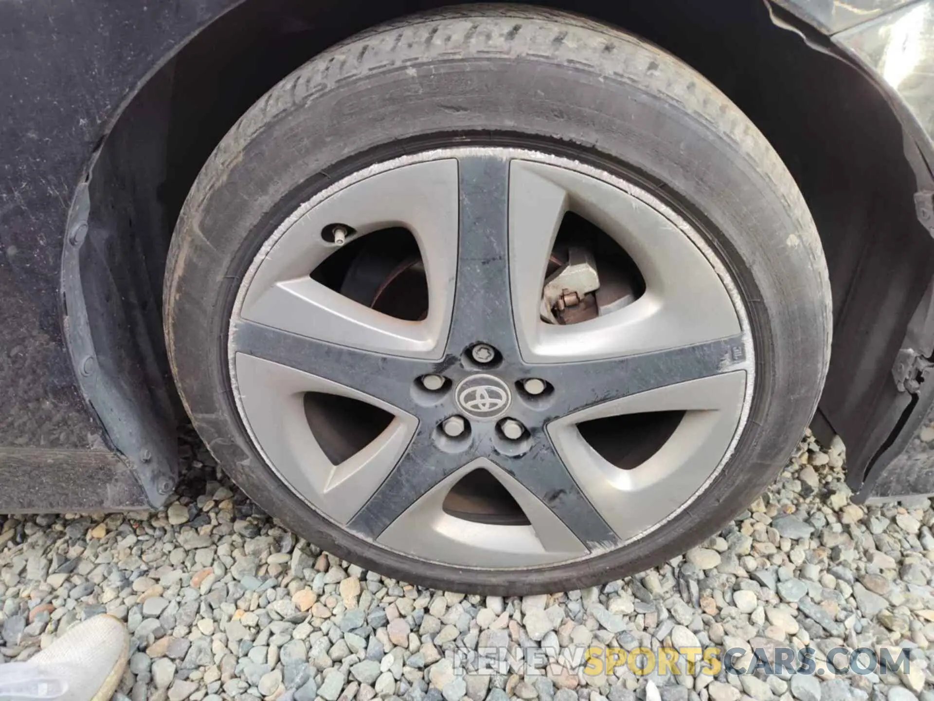 42 Фотография поврежденного автомобиля JTDKARFU5L3116141 TOYOTA PRIUS 2020