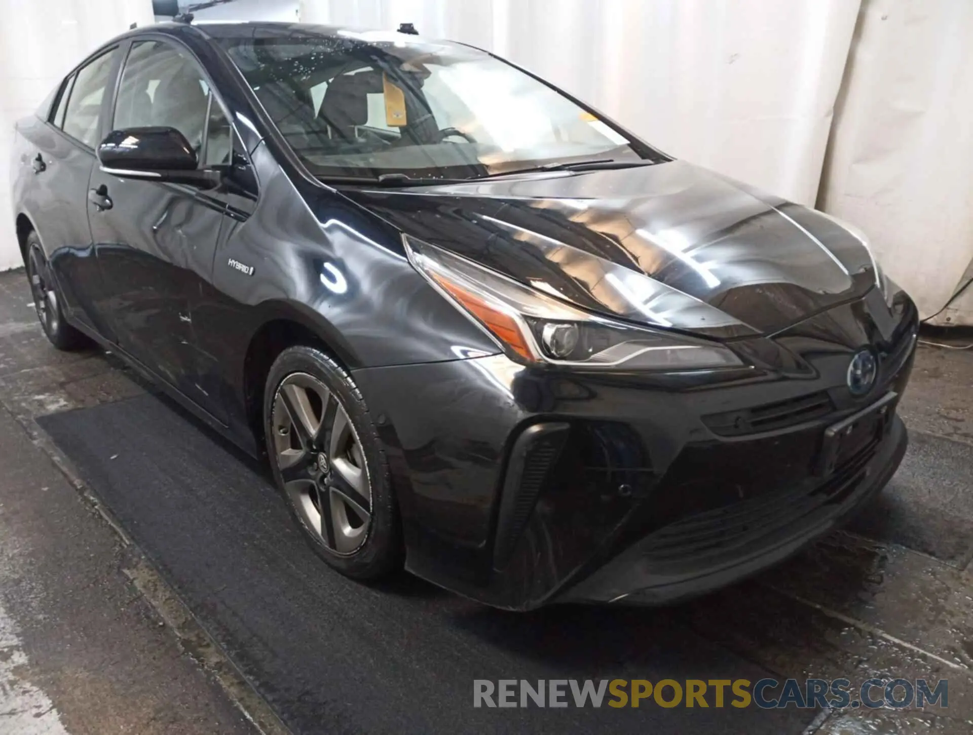 31 Photograph of a damaged car JTDKARFU6L3115595 TOYOTA PRIUS 2020