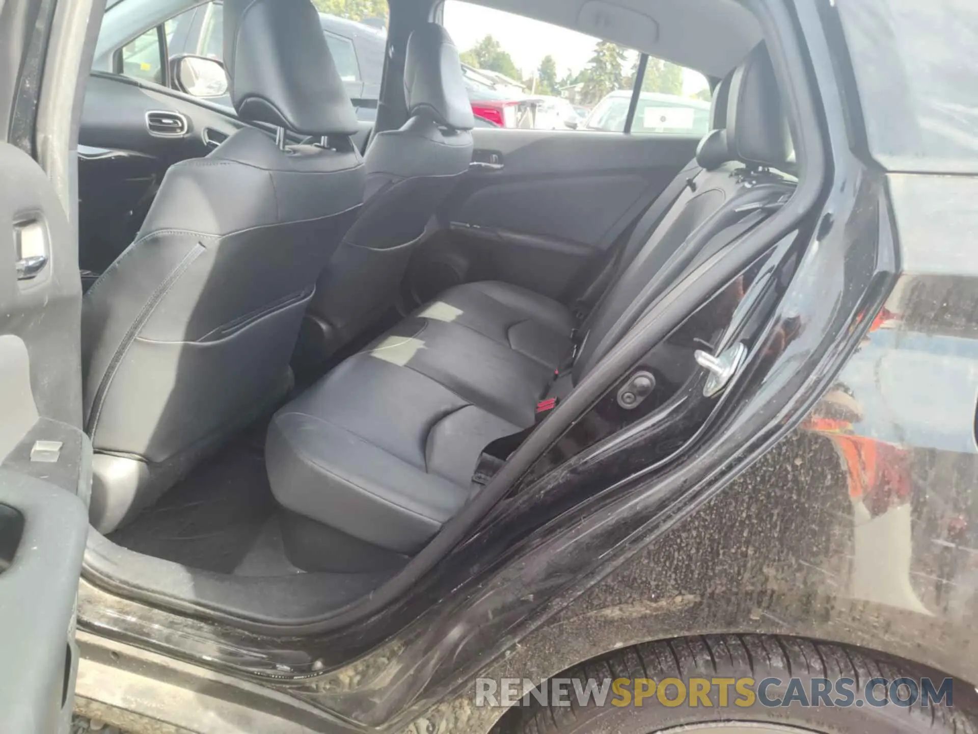 7 Фотография поврежденного автомобиля JTDKARFU6L3115984 TOYOTA PRIUS 2020
