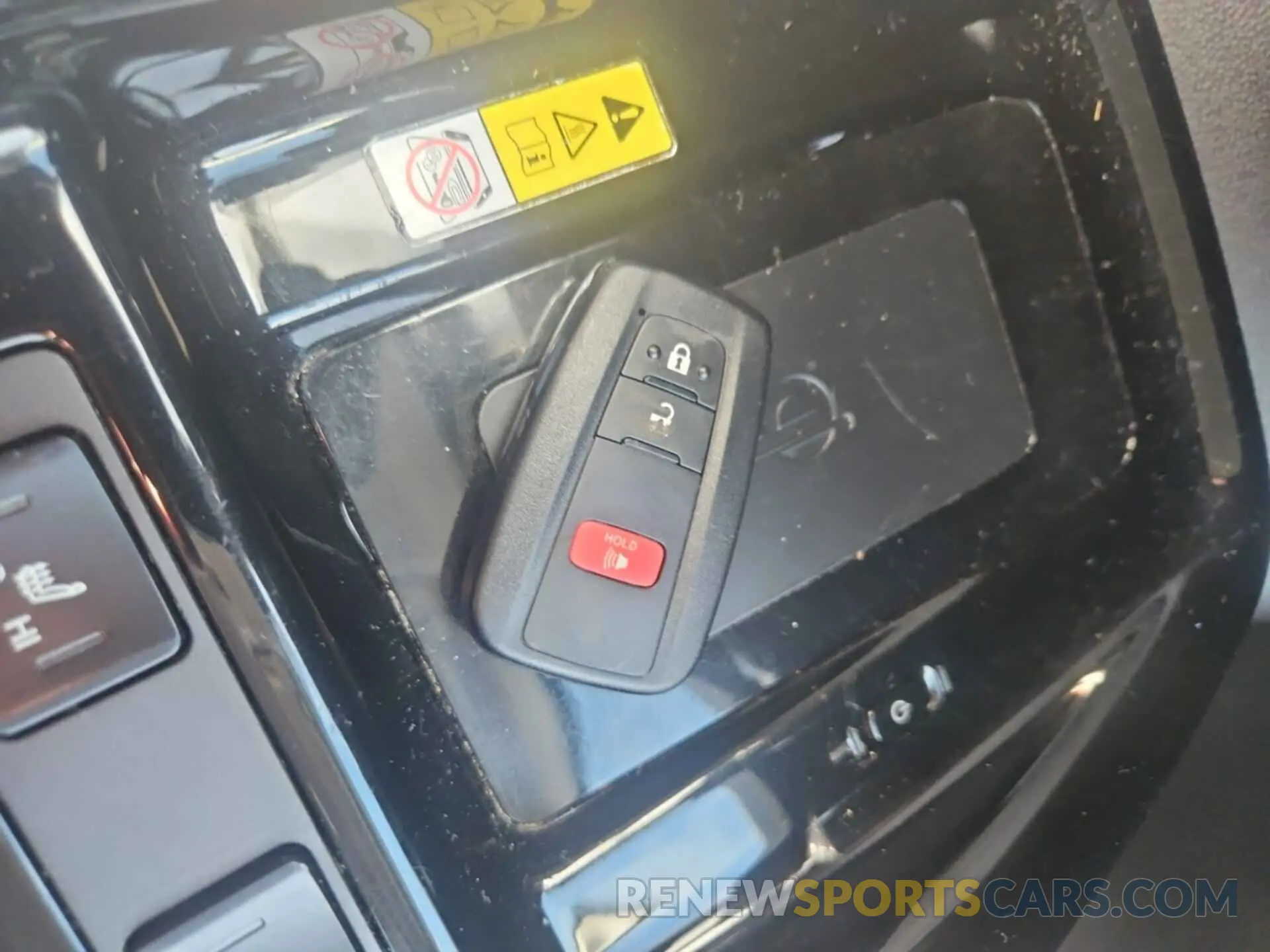 24 Photograph of a damaged car JTDKARFU6L3116360 TOYOTA PRIUS 2020