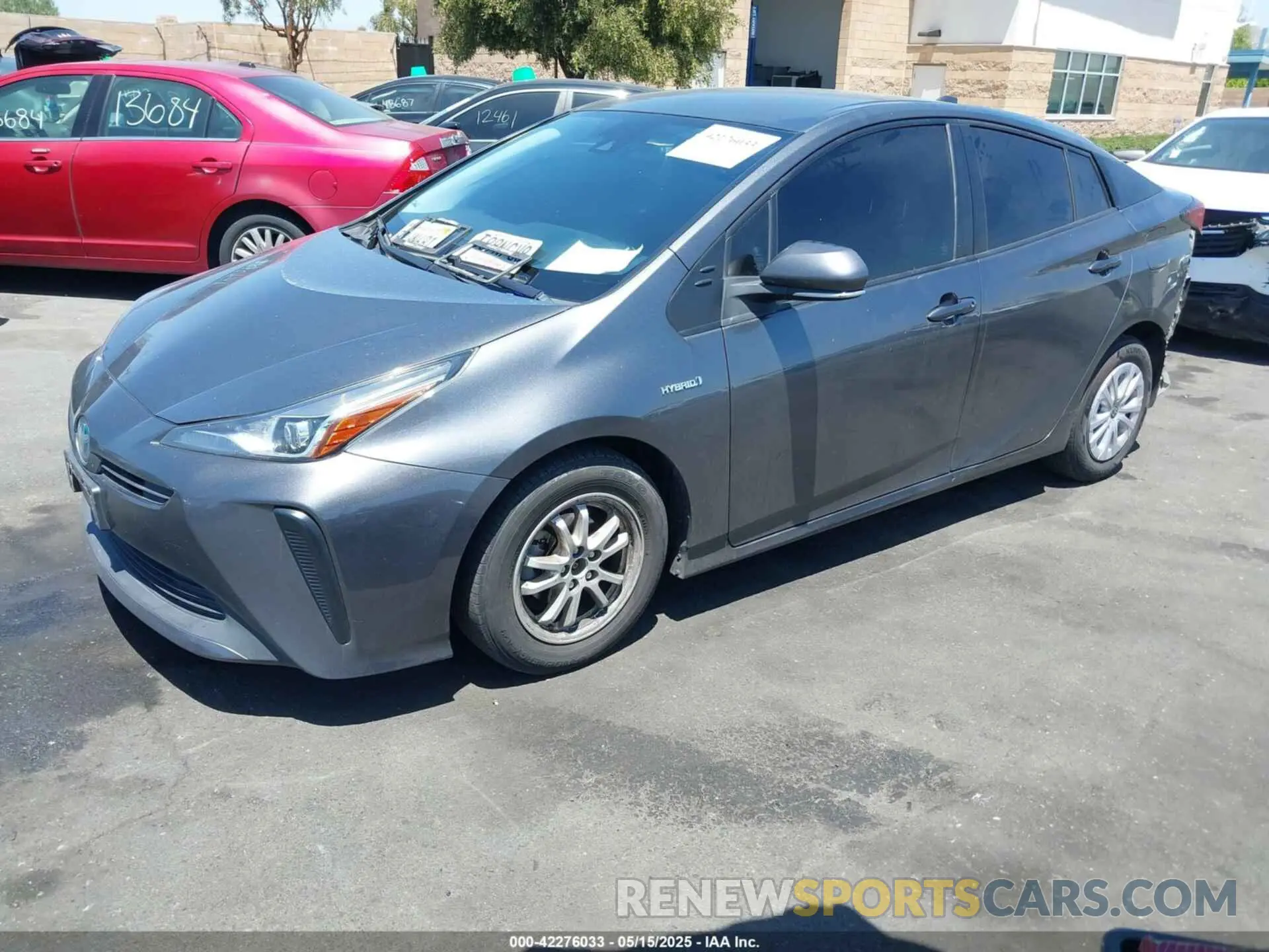 2 Фотография поврежденного автомобиля JTDKARFU6L3121929 TOYOTA PRIUS 2020