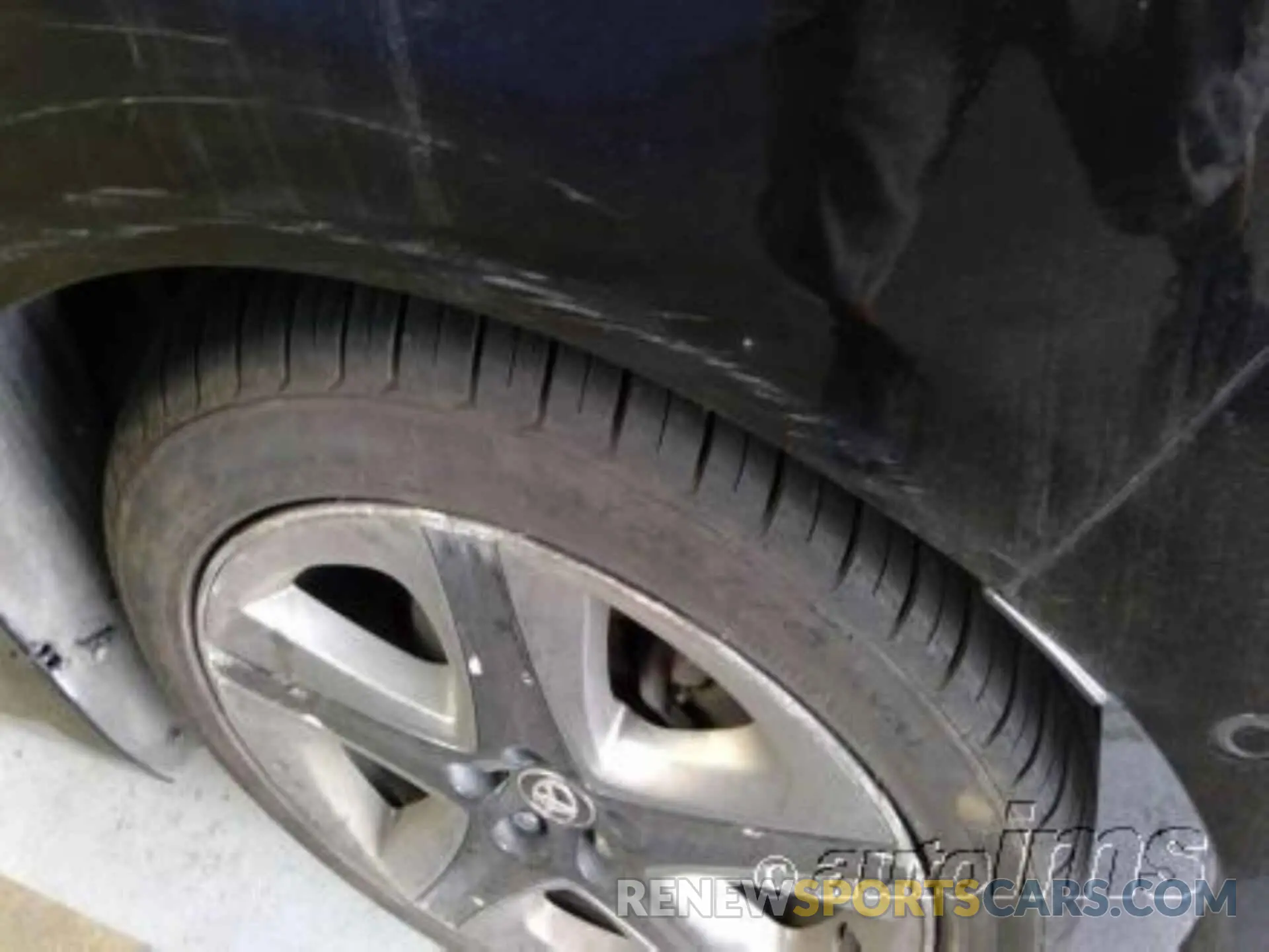 10 Фотография поврежденного автомобиля JTDKARFU7L3111829 TOYOTA PRIUS 2020