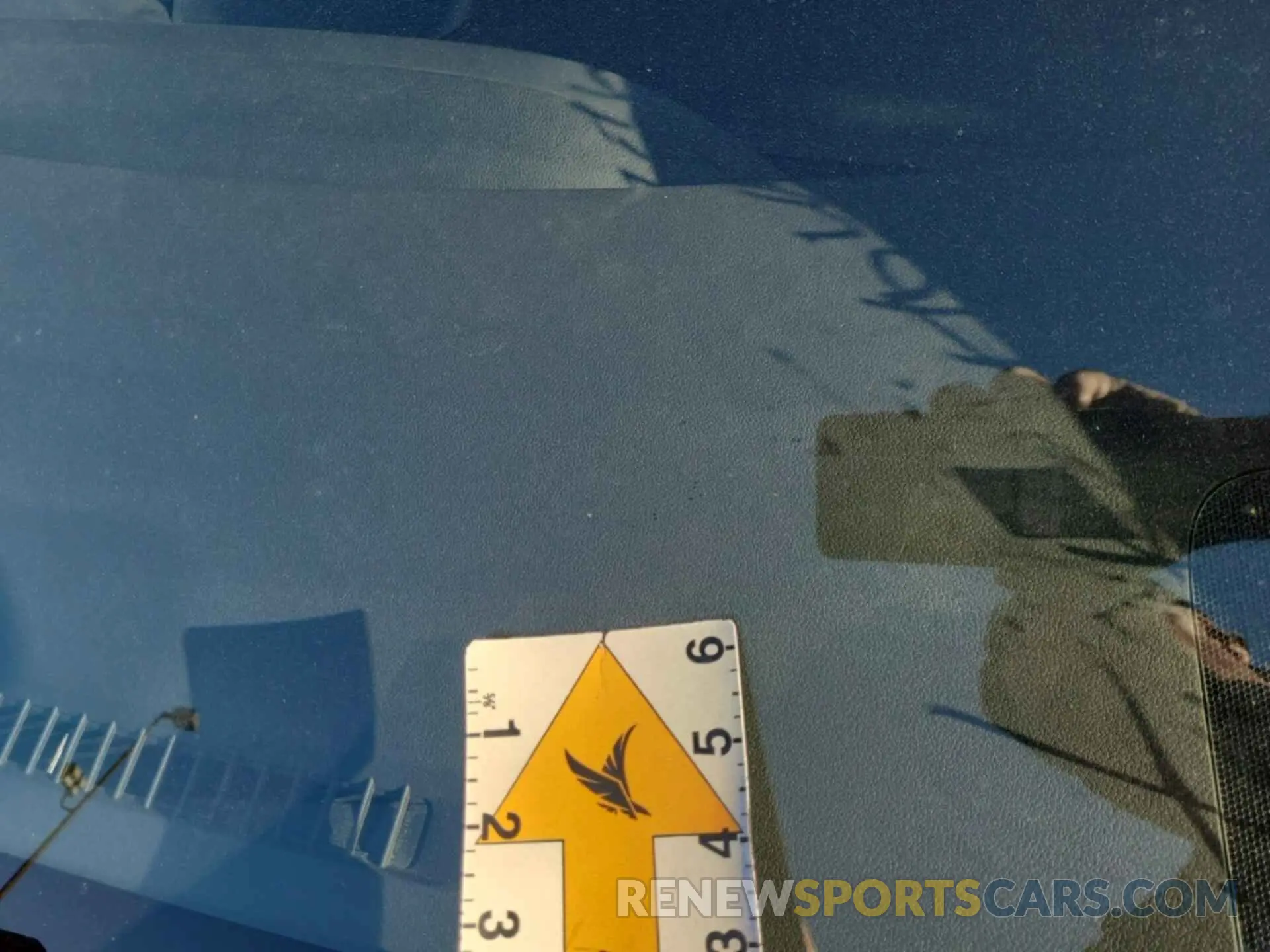 56 Фотография поврежденного автомобиля JTDKARFU7L3111846 TOYOTA PRIUS 2020