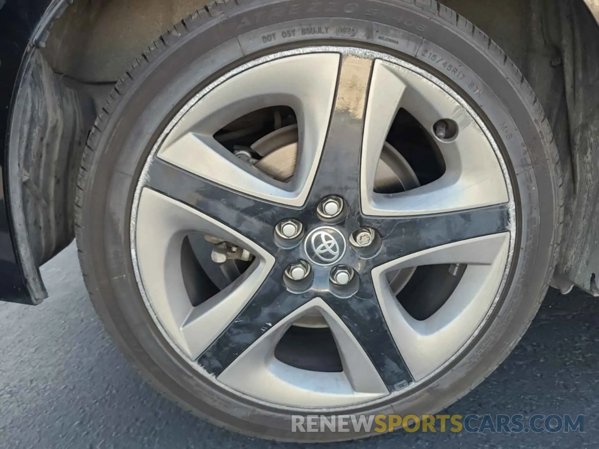 67 Фотография поврежденного автомобиля JTDKARFU7L3111846 TOYOTA PRIUS 2020