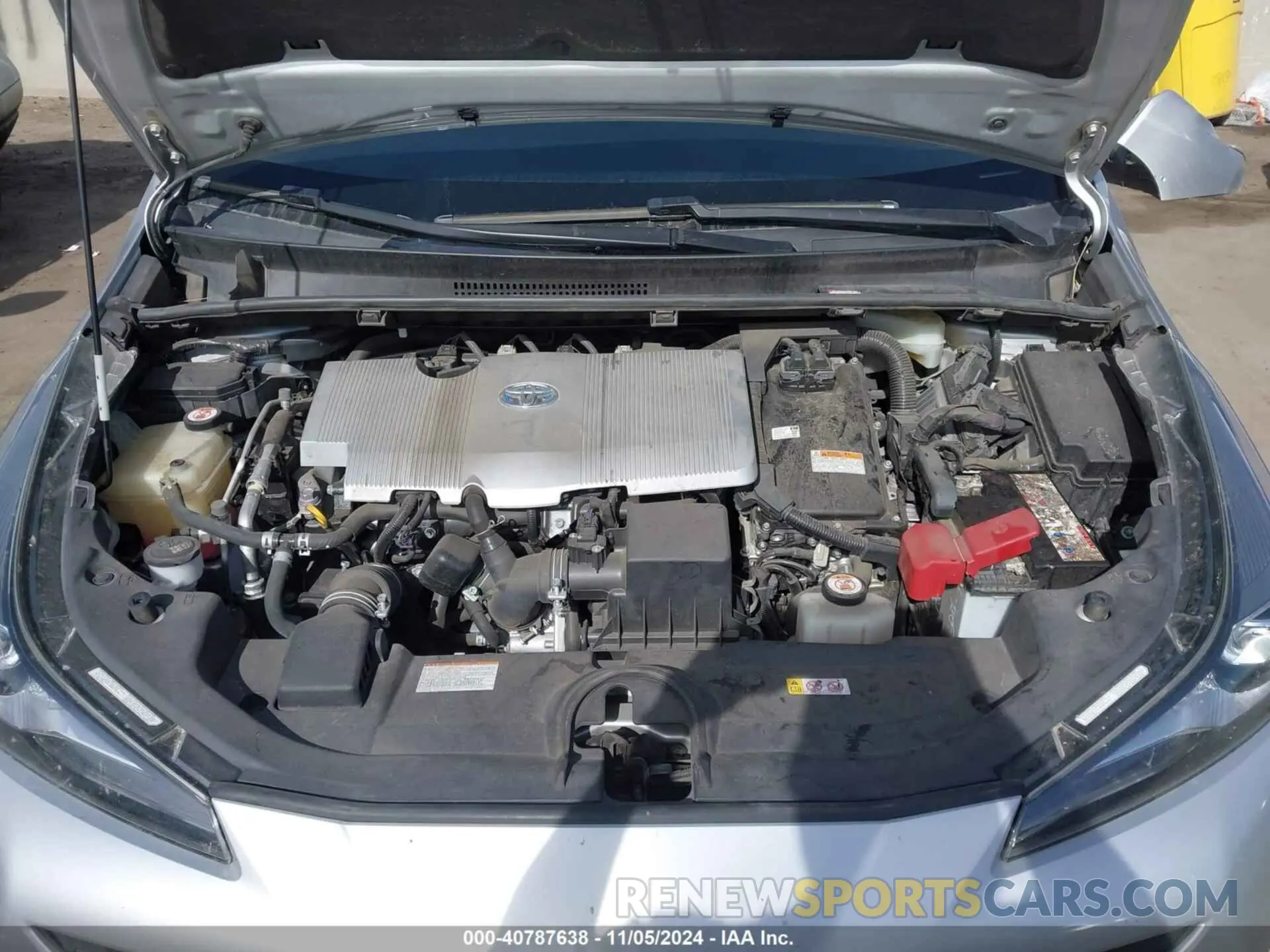 10 Photograph of a damaged car JTDKARFU7L3122605 TOYOTA PRIUS 2020