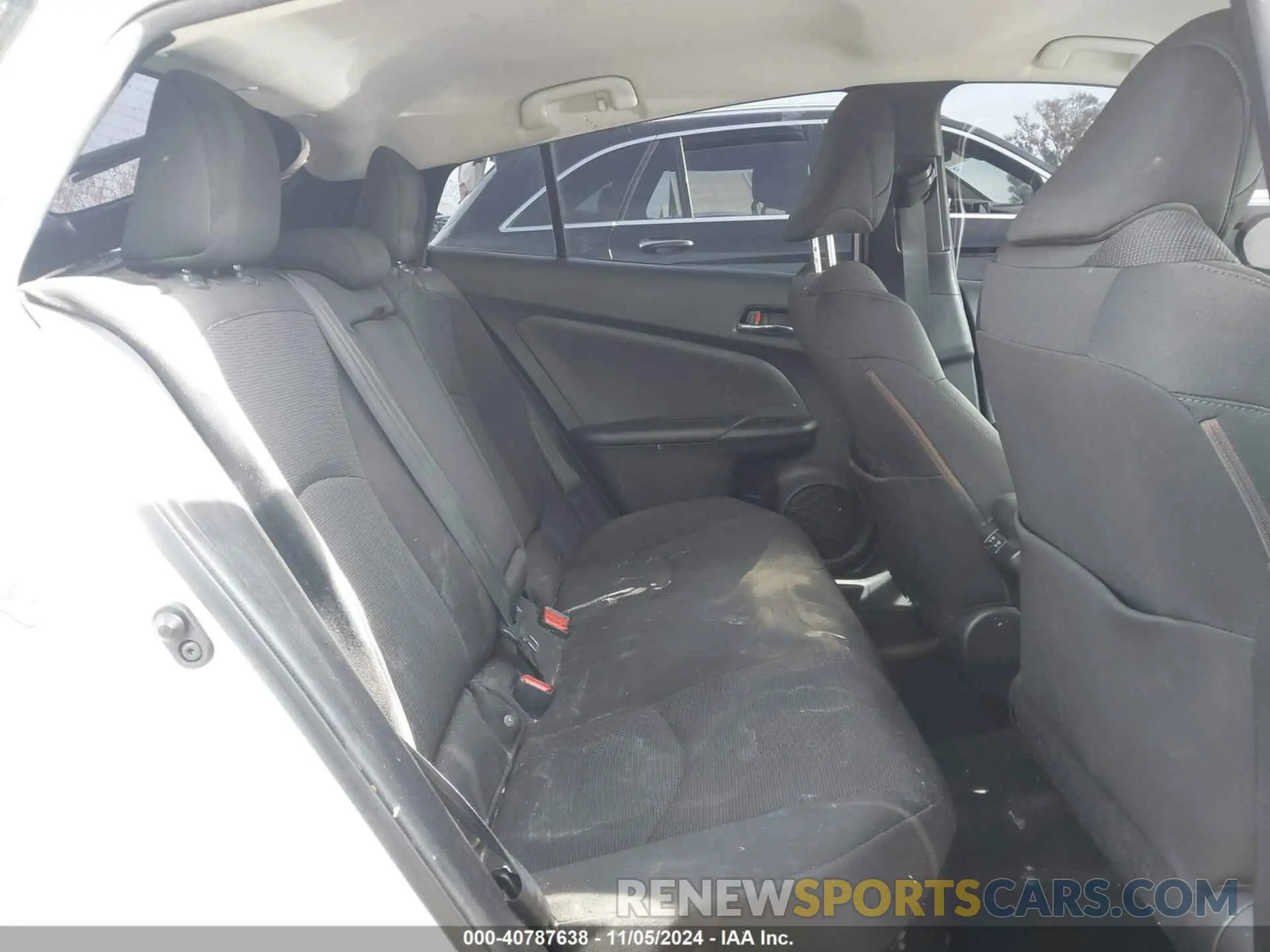 8 Photograph of a damaged car JTDKARFU7L3122605 TOYOTA PRIUS 2020
