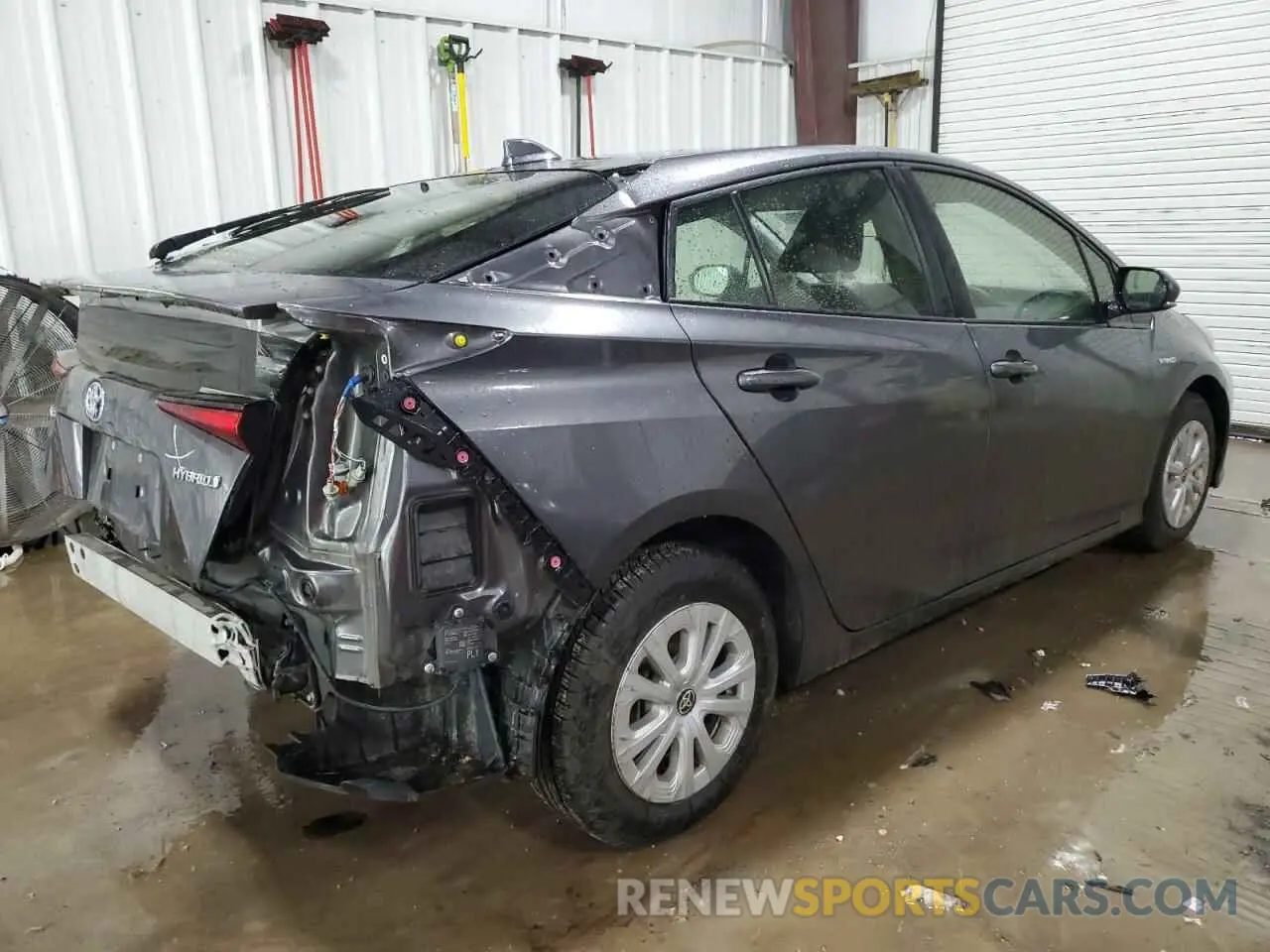 3 Photograph of a damaged car JTDKARFU7L3124855 TOYOTA PRIUS 2020