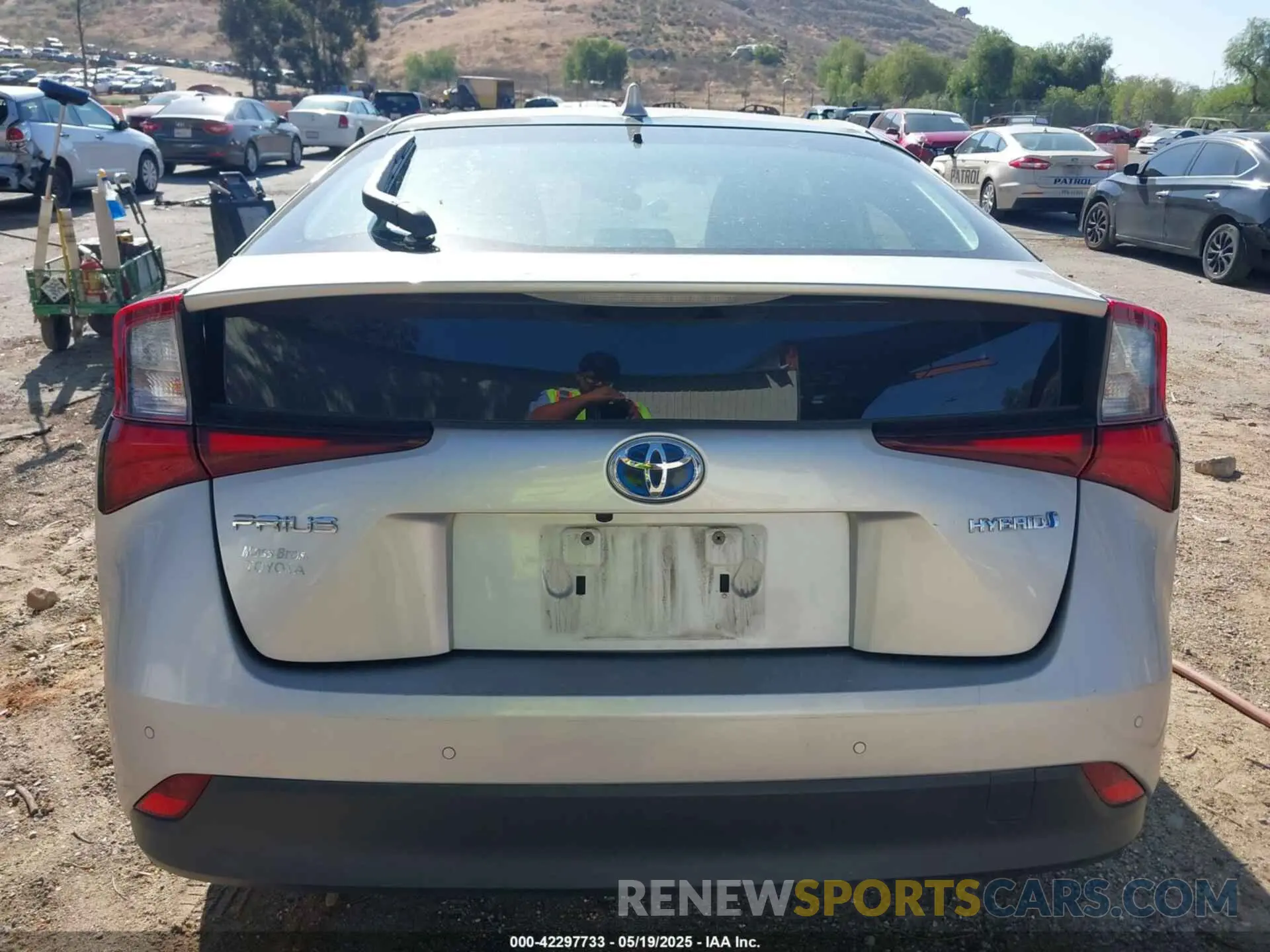 16 Photograph of a damaged car JTDKARFU8L3112245 TOYOTA PRIUS 2020