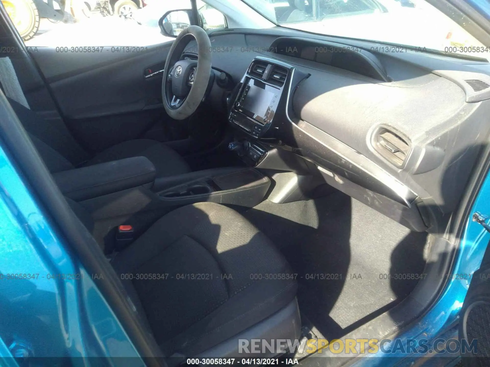 5 Photograph of a damaged car JTDKARFU8L3124444 TOYOTA PRIUS 2020