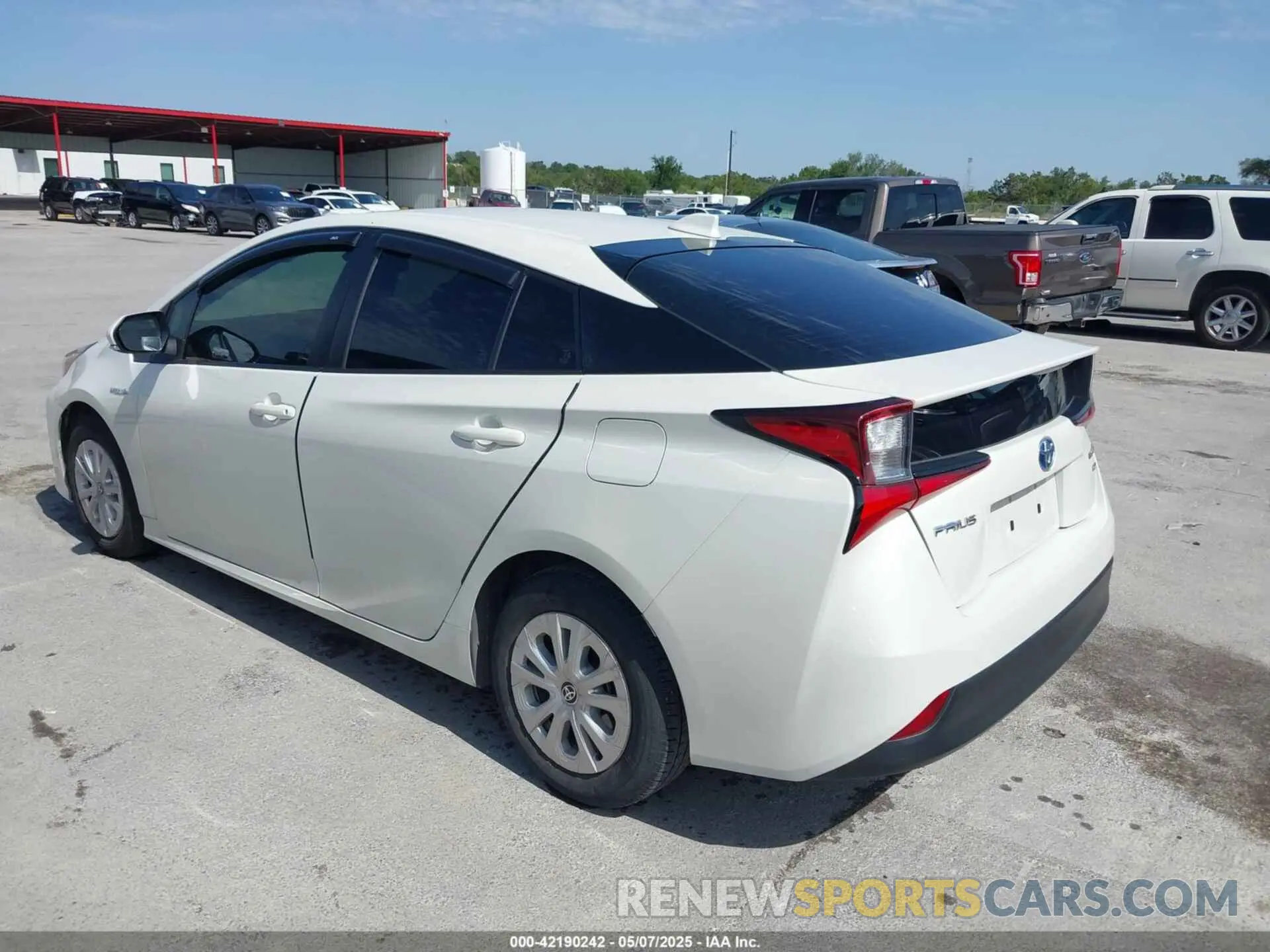 3 Фотография поврежденного автомобиля JTDKARFU8L3126291 TOYOTA PRIUS 2020