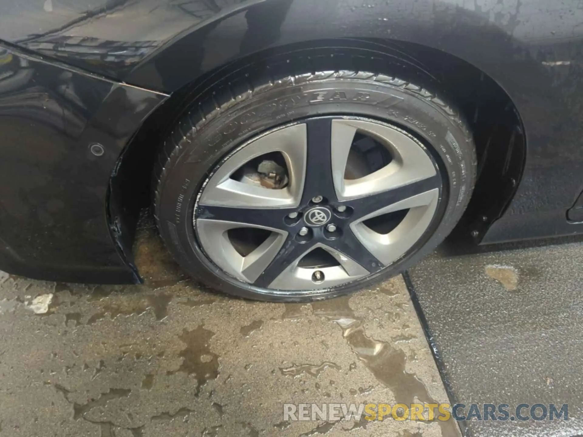 16 Фотография поврежденного автомобиля JTDKARFU9L3115025 TOYOTA PRIUS 2020