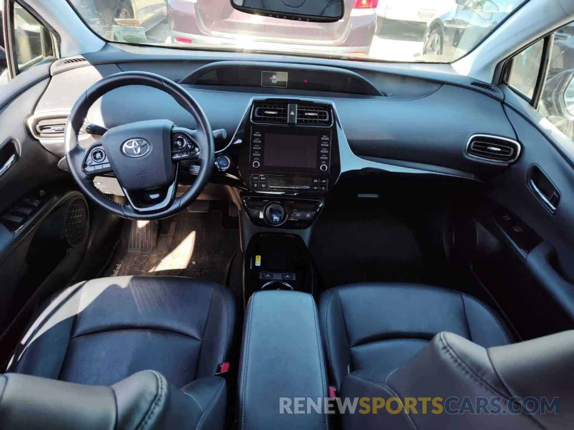 28 Фотография поврежденного автомобиля JTDKARFU9L3115025 TOYOTA PRIUS 2020