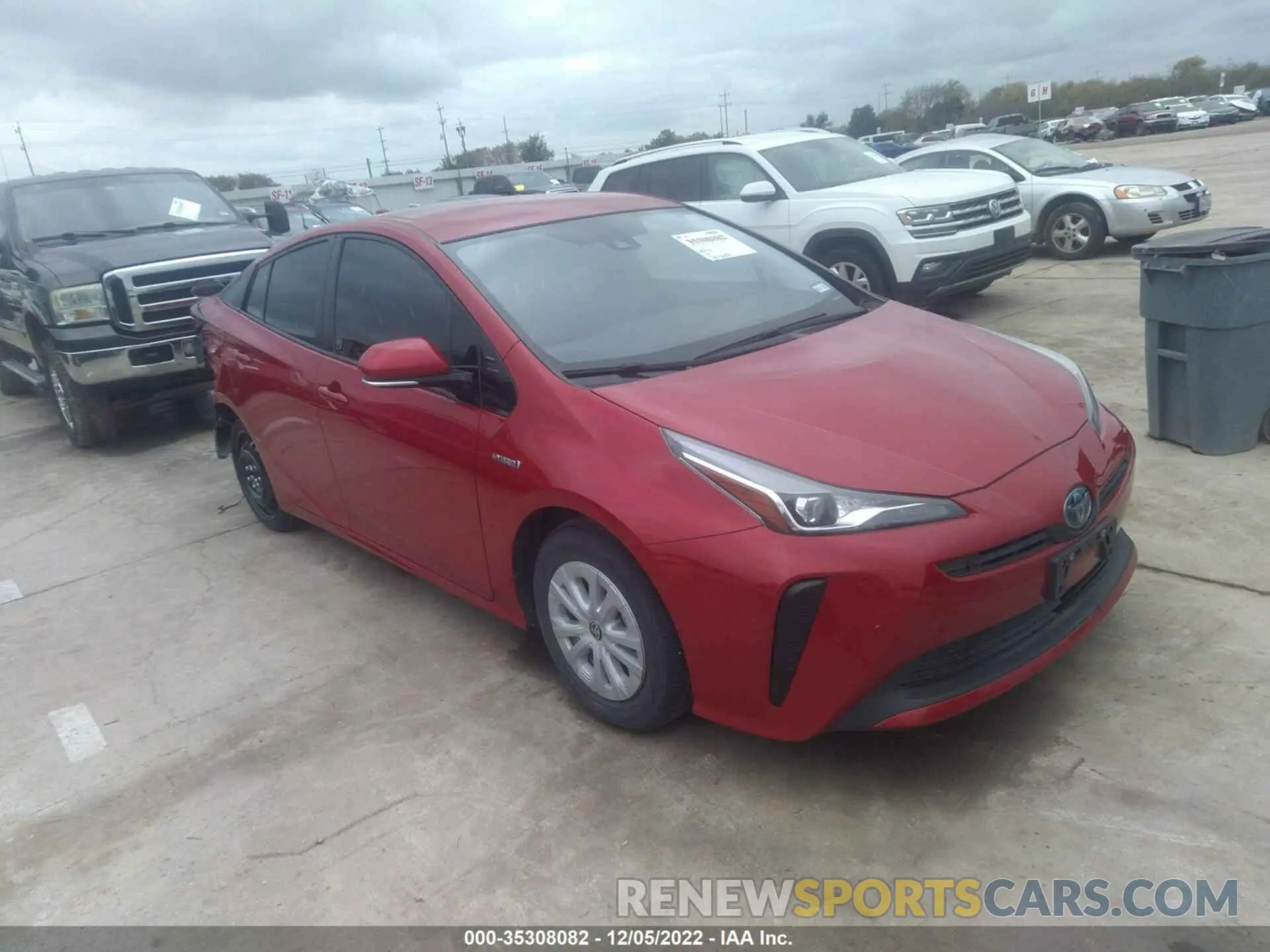 1 Photograph of a damaged car JTDKARFUXL3112361 TOYOTA PRIUS 2020
