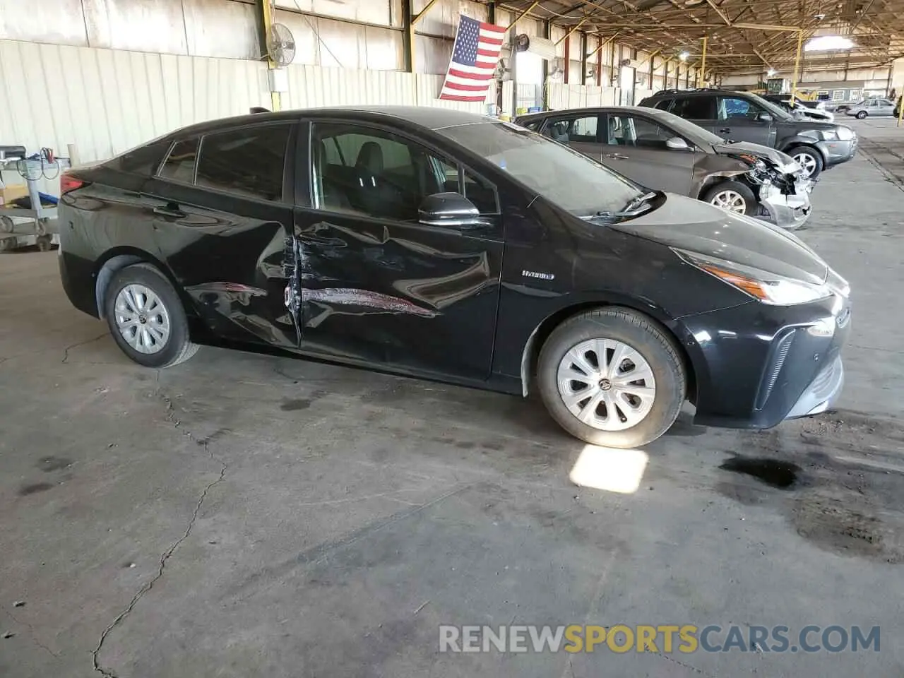 4 Фотография поврежденного автомобиля JTDKARFUXL3118256 TOYOTA PRIUS 2020