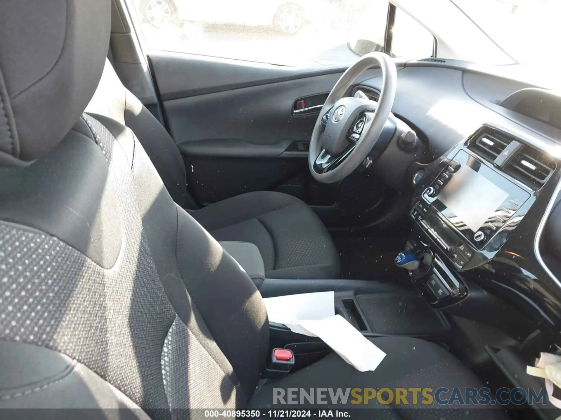 5 Photograph of a damaged car JTDKARFUXL3120301 TOYOTA PRIUS 2020
