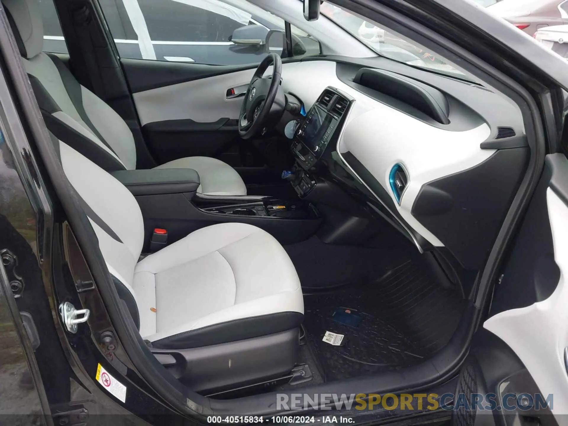 5 Photograph of a damaged car JTDKARFUXL3120721 TOYOTA PRIUS 2020