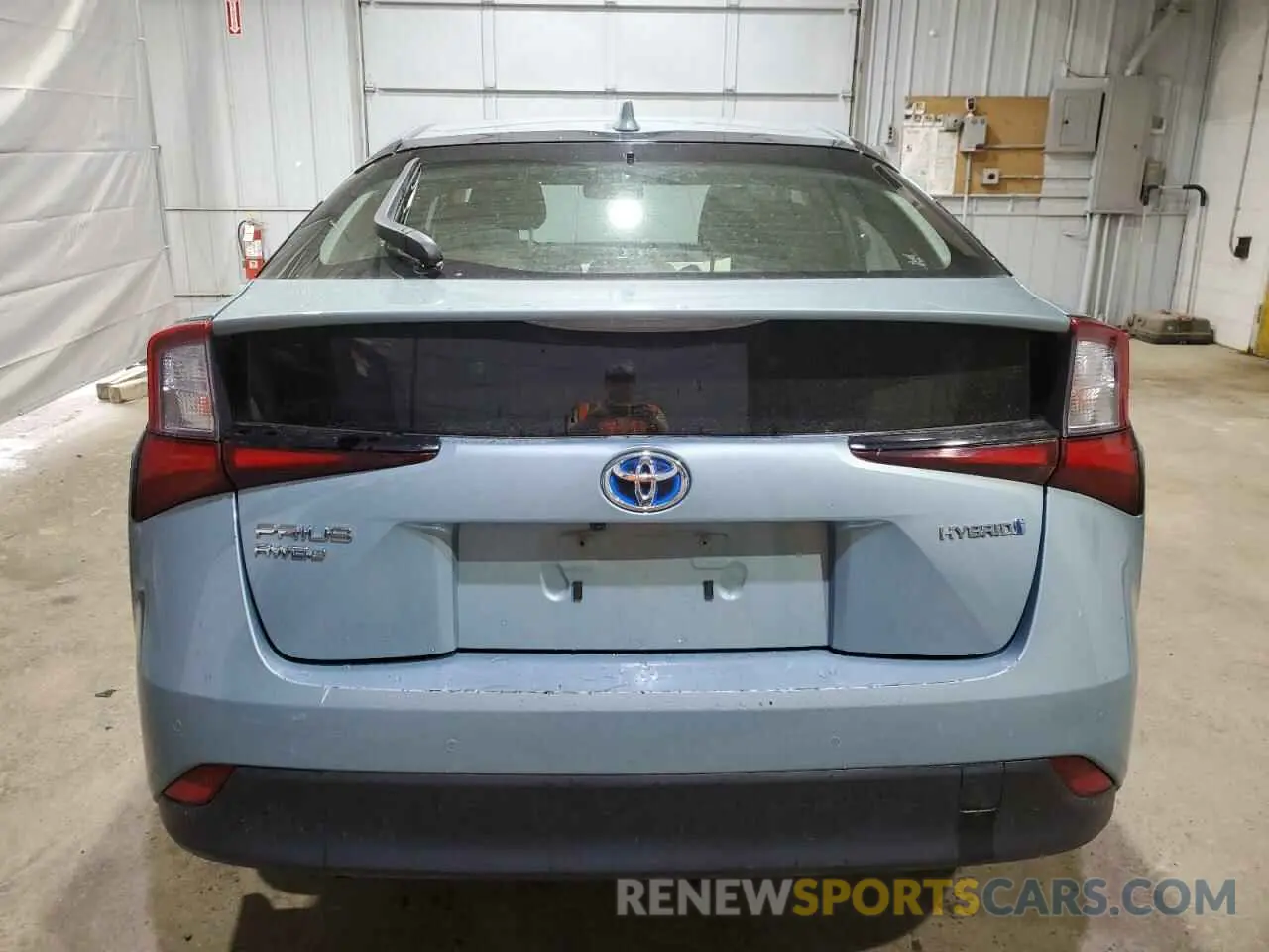 6 Photograph of a damaged car JTDL9RFU0L3017241 TOYOTA PRIUS 2020