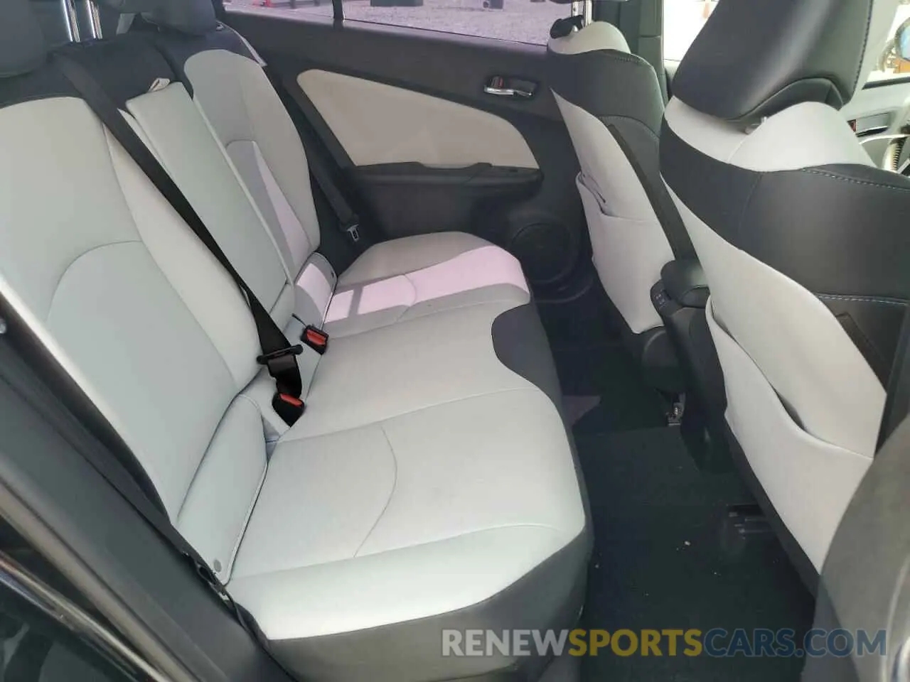 10 Photograph of a damaged car JTDL9RFU1L3022075 TOYOTA PRIUS 2020