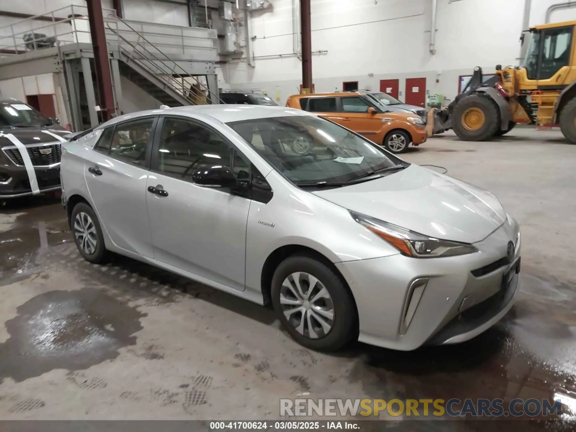 1 Photograph of a damaged car JTDL9RFU3L3019534 TOYOTA PRIUS 2020