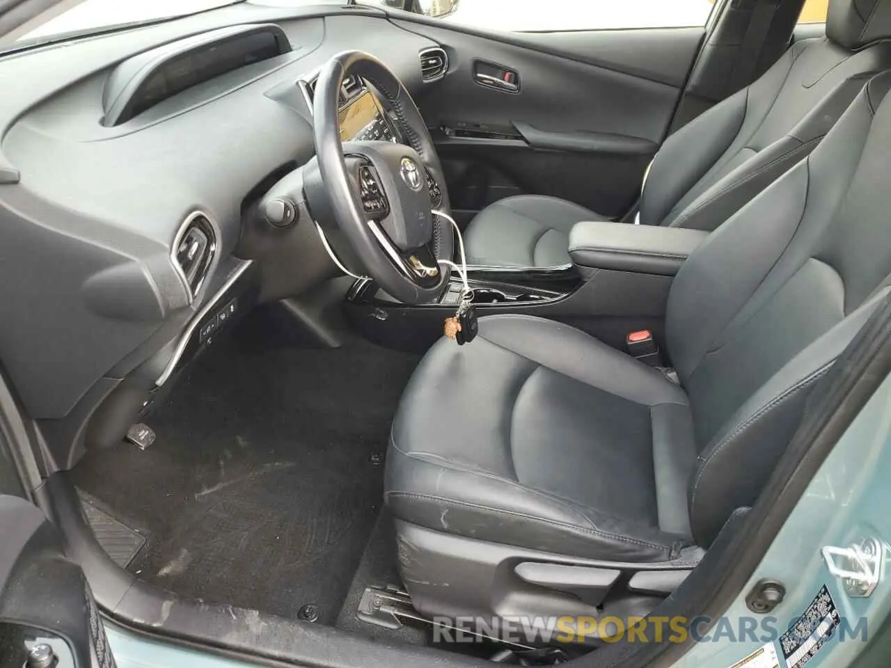 7 Фотография поврежденного автомобиля JTDL9RFU4L3018599 TOYOTA PRIUS 2020