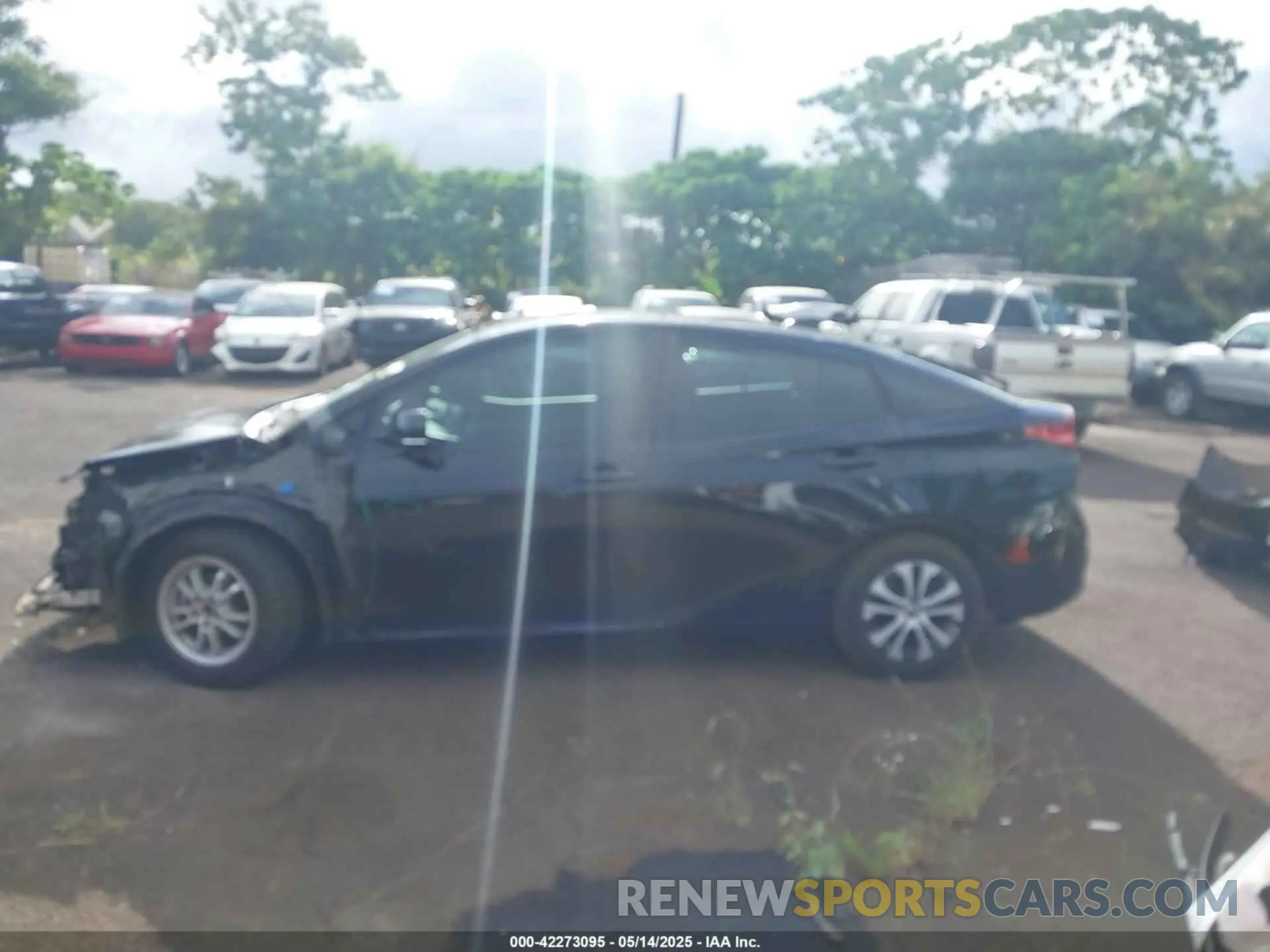 15 Фотография поврежденного автомобиля JTDL9RFU5L3013704 TOYOTA PRIUS 2020