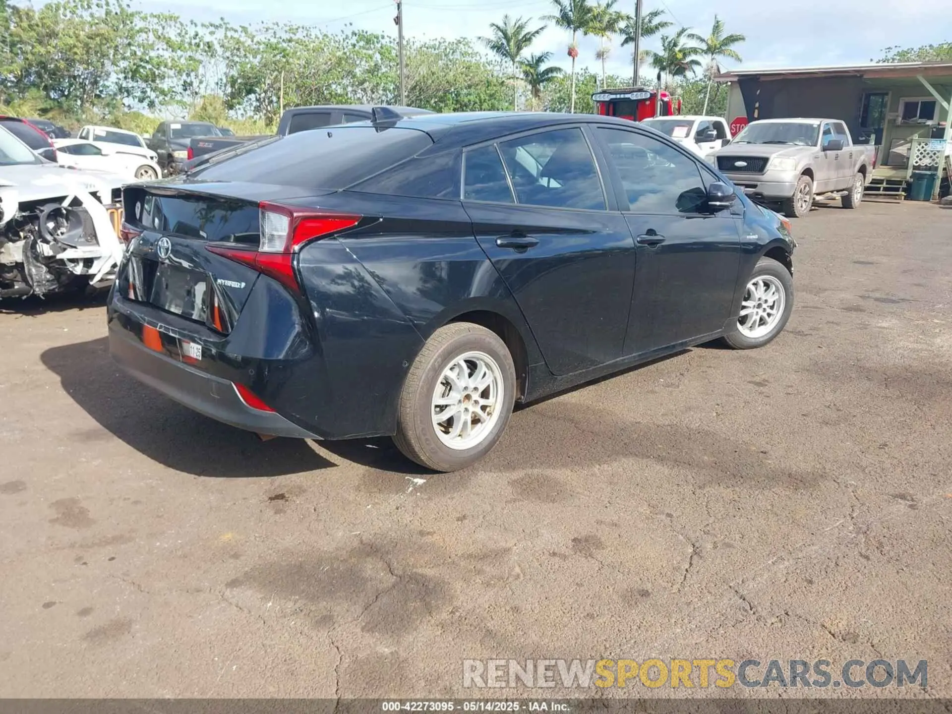4 Фотография поврежденного автомобиля JTDL9RFU5L3013704 TOYOTA PRIUS 2020