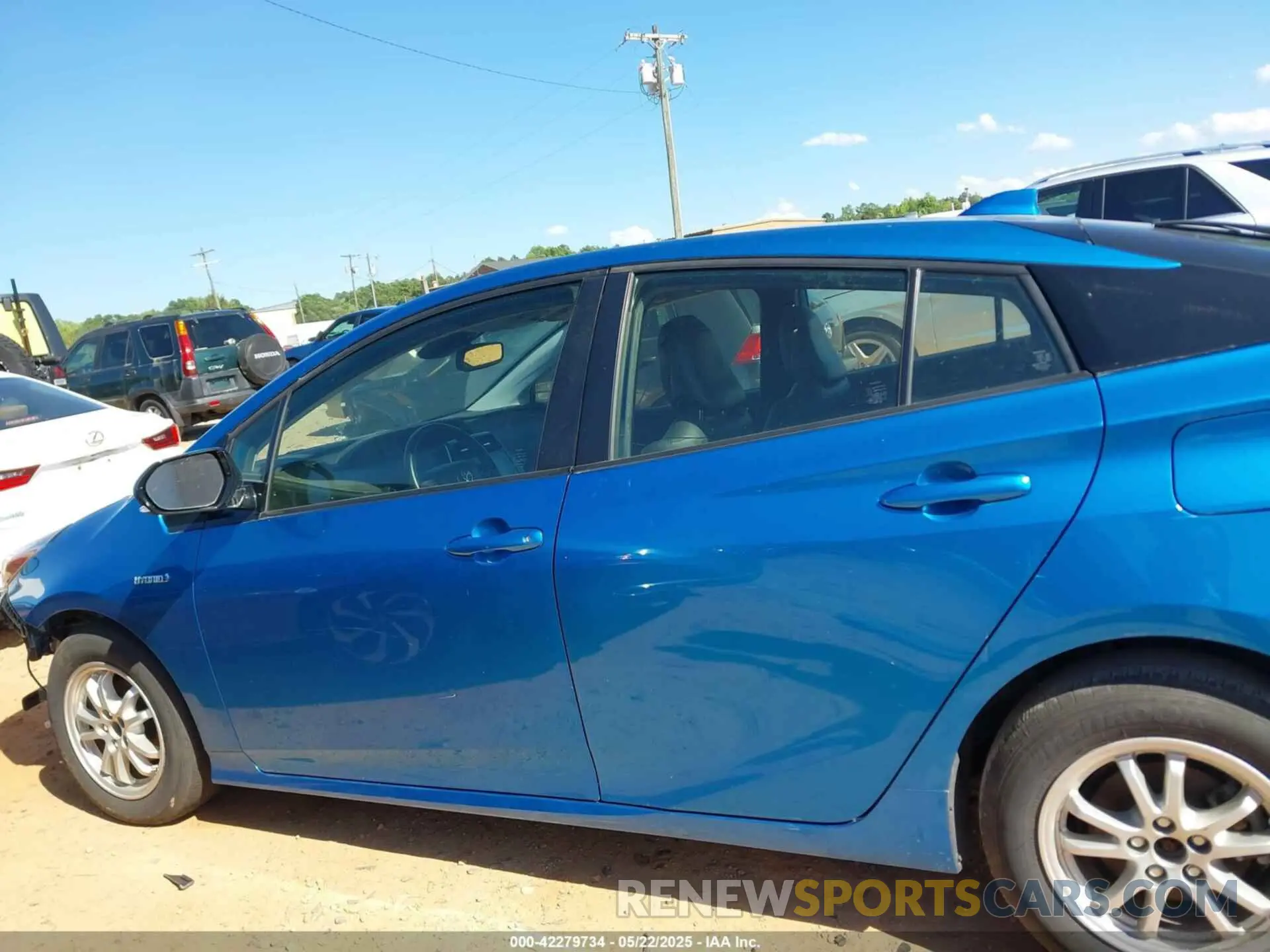 14 Photograph of a damaged car JTDL9RFU7L3022050 TOYOTA PRIUS 2020