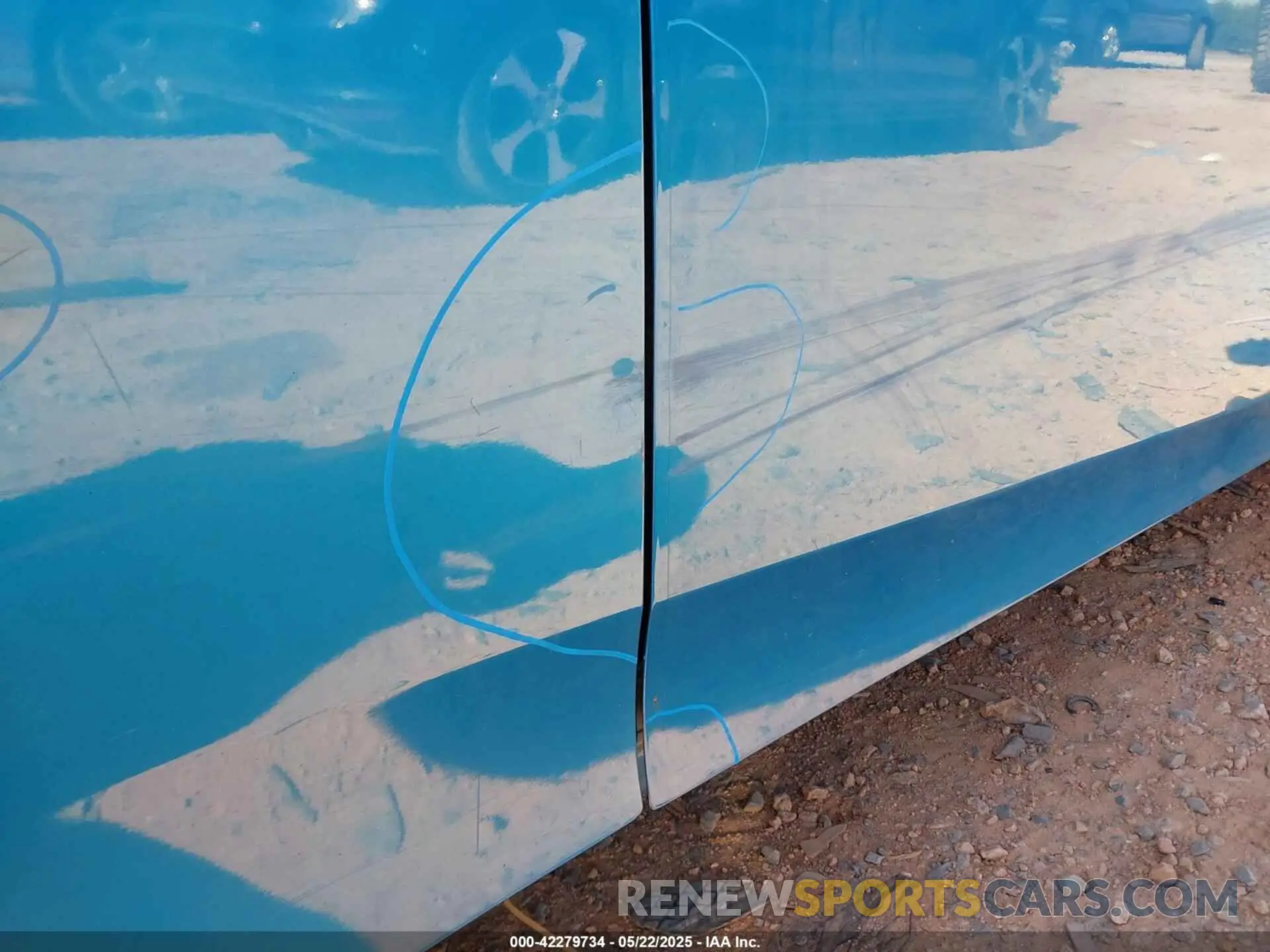 18 Photograph of a damaged car JTDL9RFU7L3022050 TOYOTA PRIUS 2020