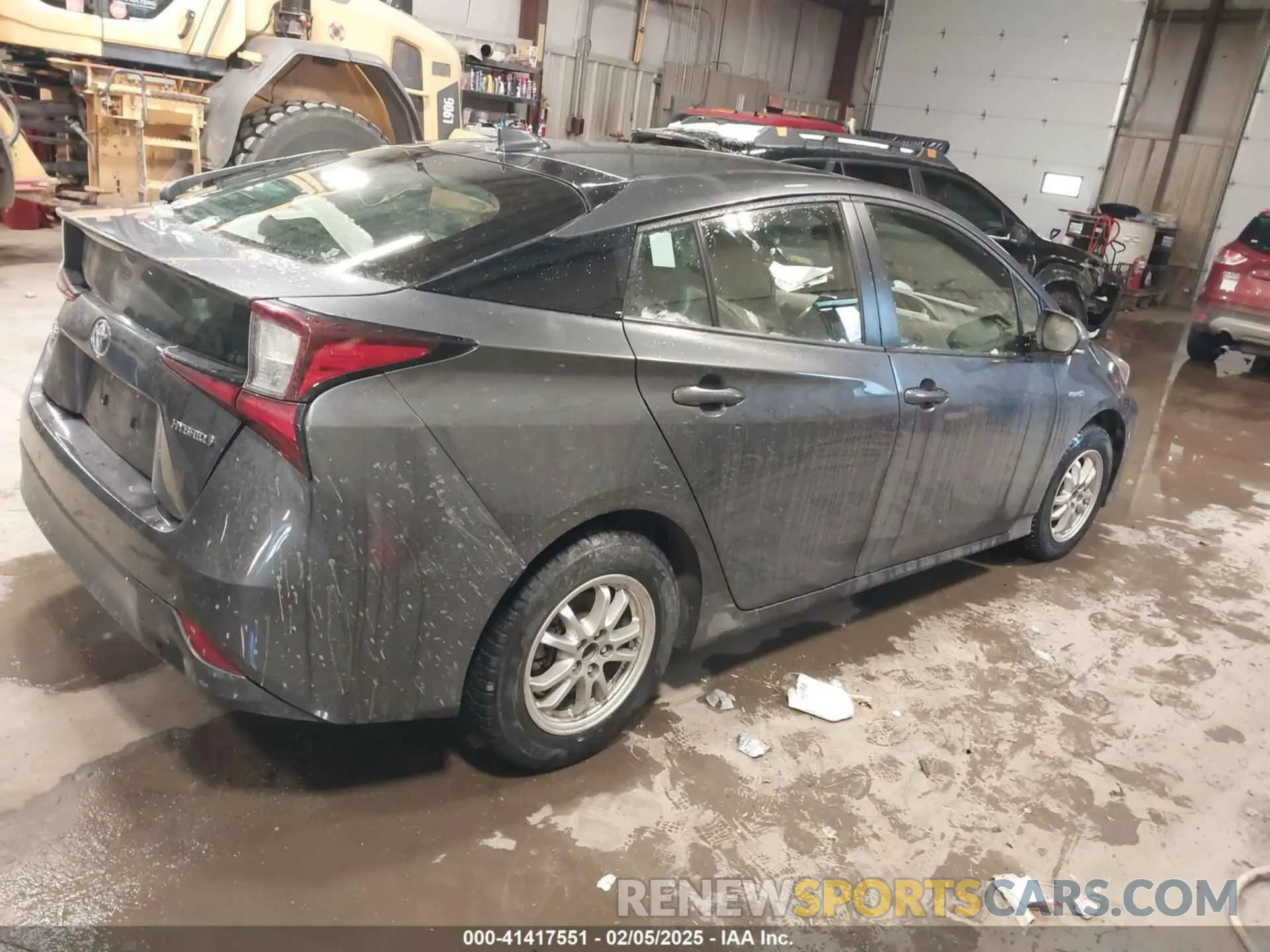 4 Photograph of a damaged car JTDL9RFU8L3016452 TOYOTA PRIUS 2020