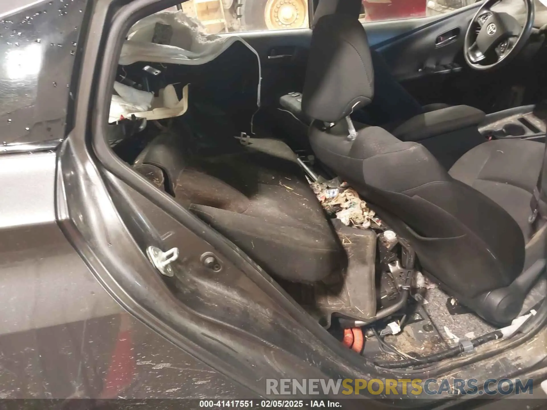 8 Photograph of a damaged car JTDL9RFU8L3016452 TOYOTA PRIUS 2020
