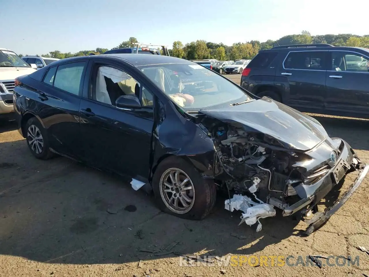 4 Photograph of a damaged car JTDL9RFU8L3019335 TOYOTA PRIUS 2020
