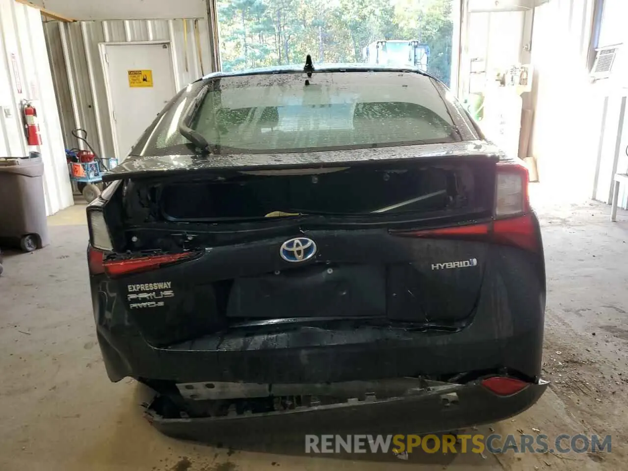 6 Photograph of a damaged car JTDL9RFU9L3017948 TOYOTA PRIUS 2020