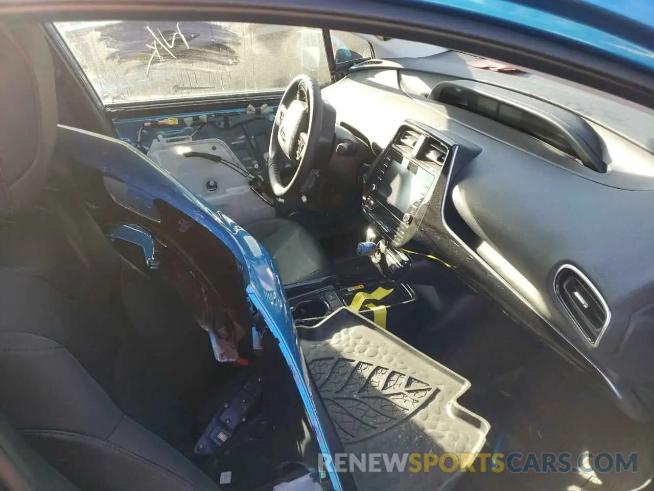 5 Photograph of a damaged car JTDL9RFU9L3021224 TOYOTA PRIUS 2020