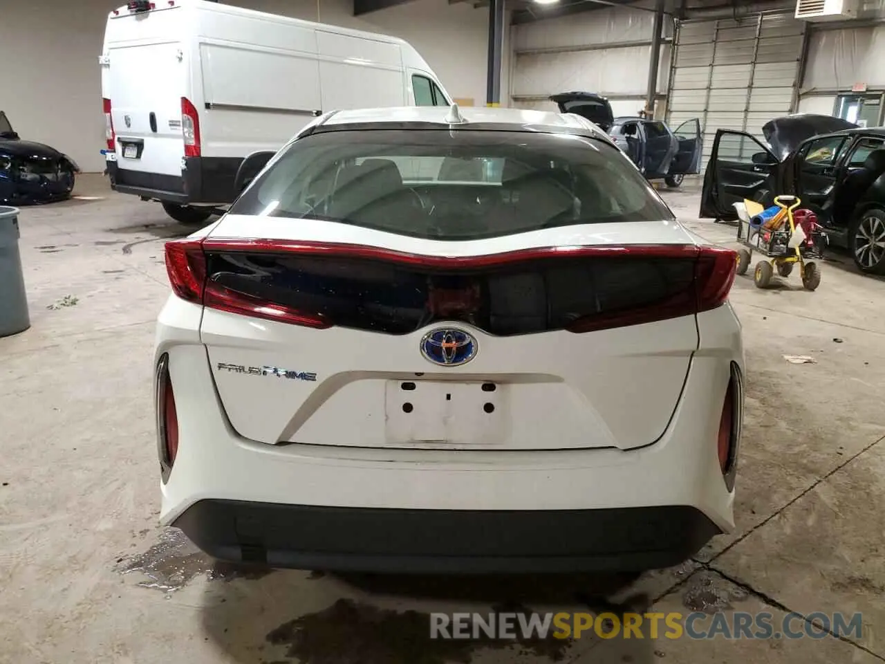 6 Фотография поврежденного автомобиля JTDKAMFP3M3179723 TOYOTA PRIUS 2021