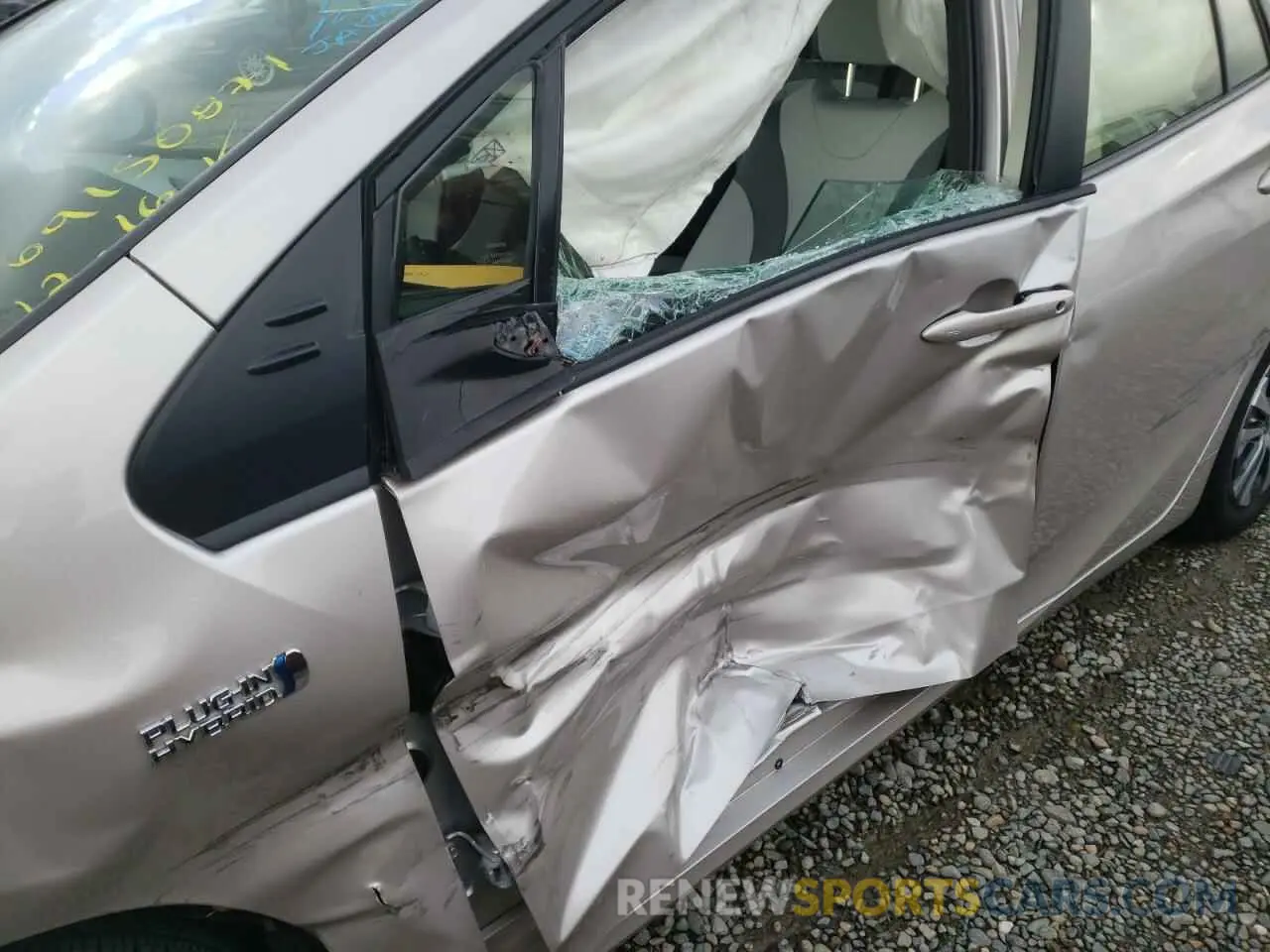 10 Photograph of a damaged car JTDKAMFP3M3187112 TOYOTA PRIUS 2021