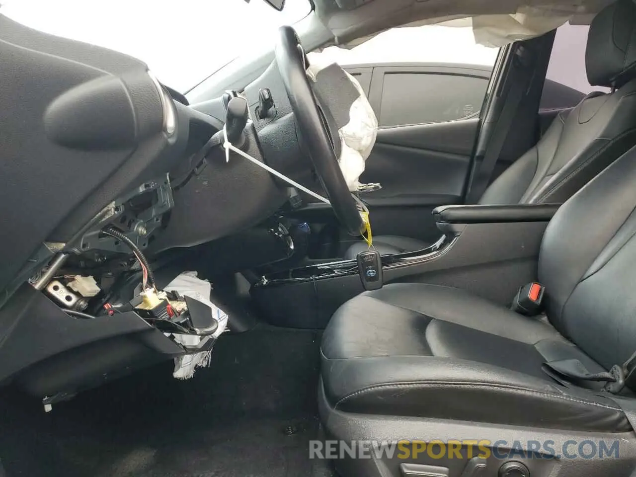 7 Photograph of a damaged car JTDKAMFP6M3169879 TOYOTA PRIUS 2021