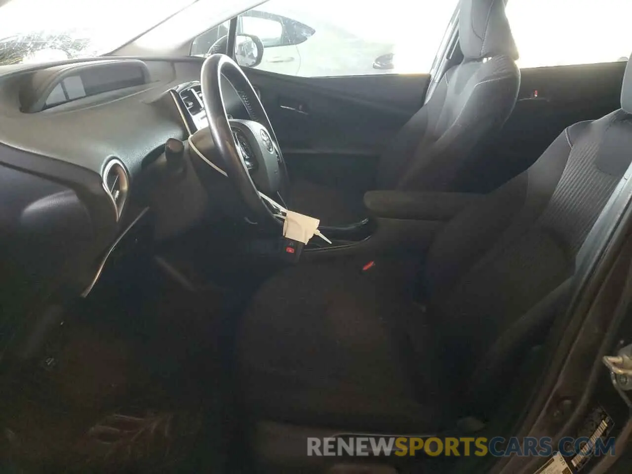 7 Photograph of a damaged car JTDKAMFP7M3166778 TOYOTA PRIUS 2021