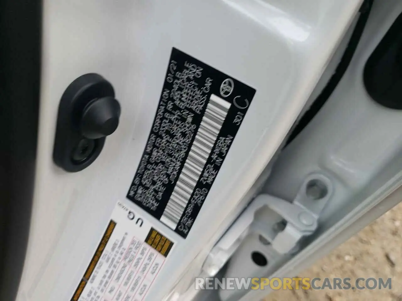 10 Photograph of a damaged car JTDKAMFP8M3182276 TOYOTA PRIUS 2021