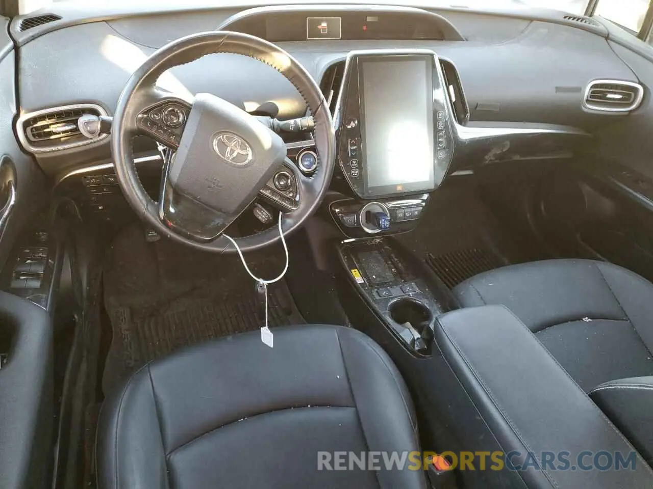 8 Photograph of a damaged car JTDKAMFP9M3171741 TOYOTA PRIUS 2021