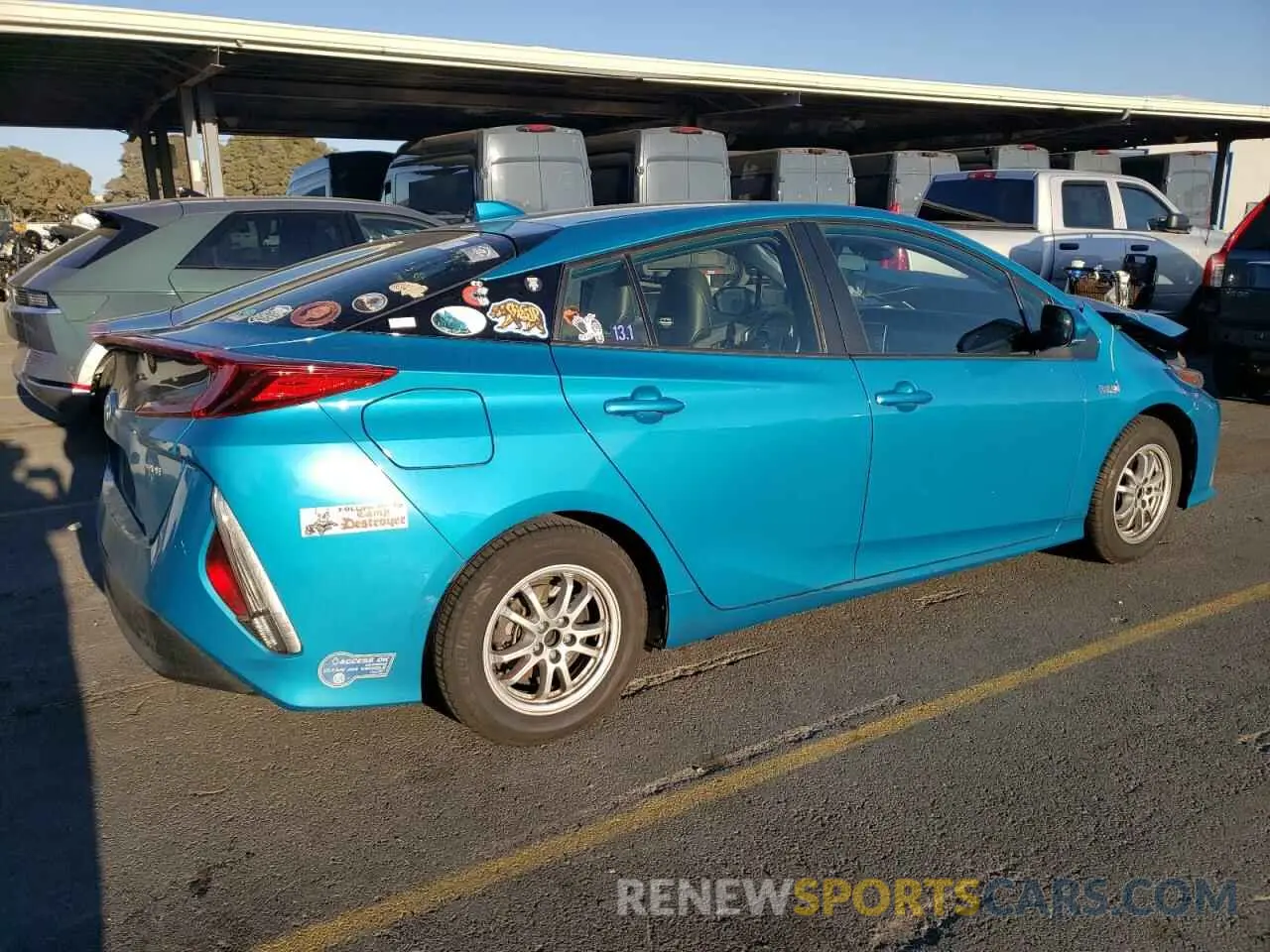 3 Photograph of a damaged car JTDKAMFPXM3176270 TOYOTA PRIUS 2021